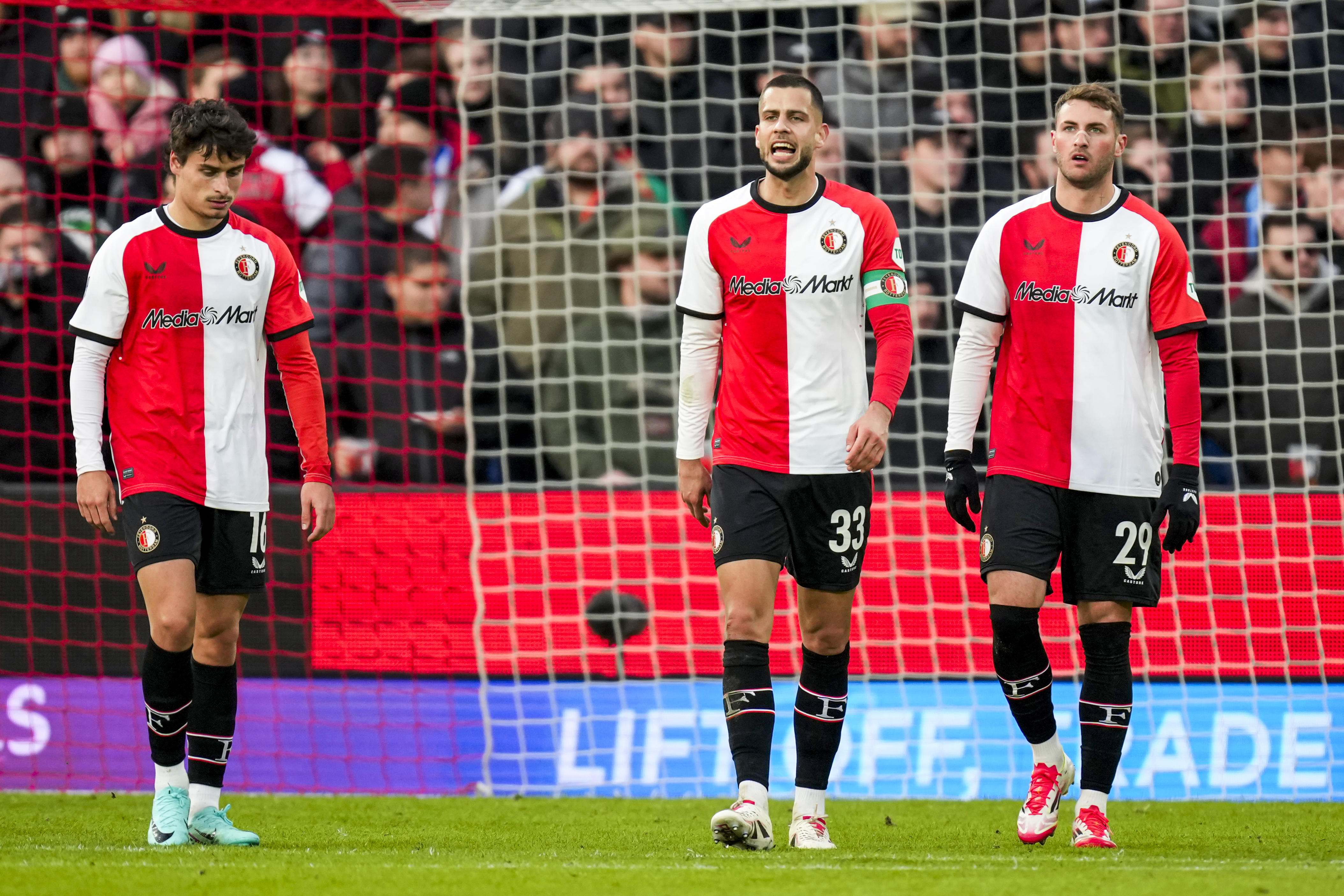 Tweede plaats verder weg voor Feyenoord na nederlaag tegen FC Utrecht