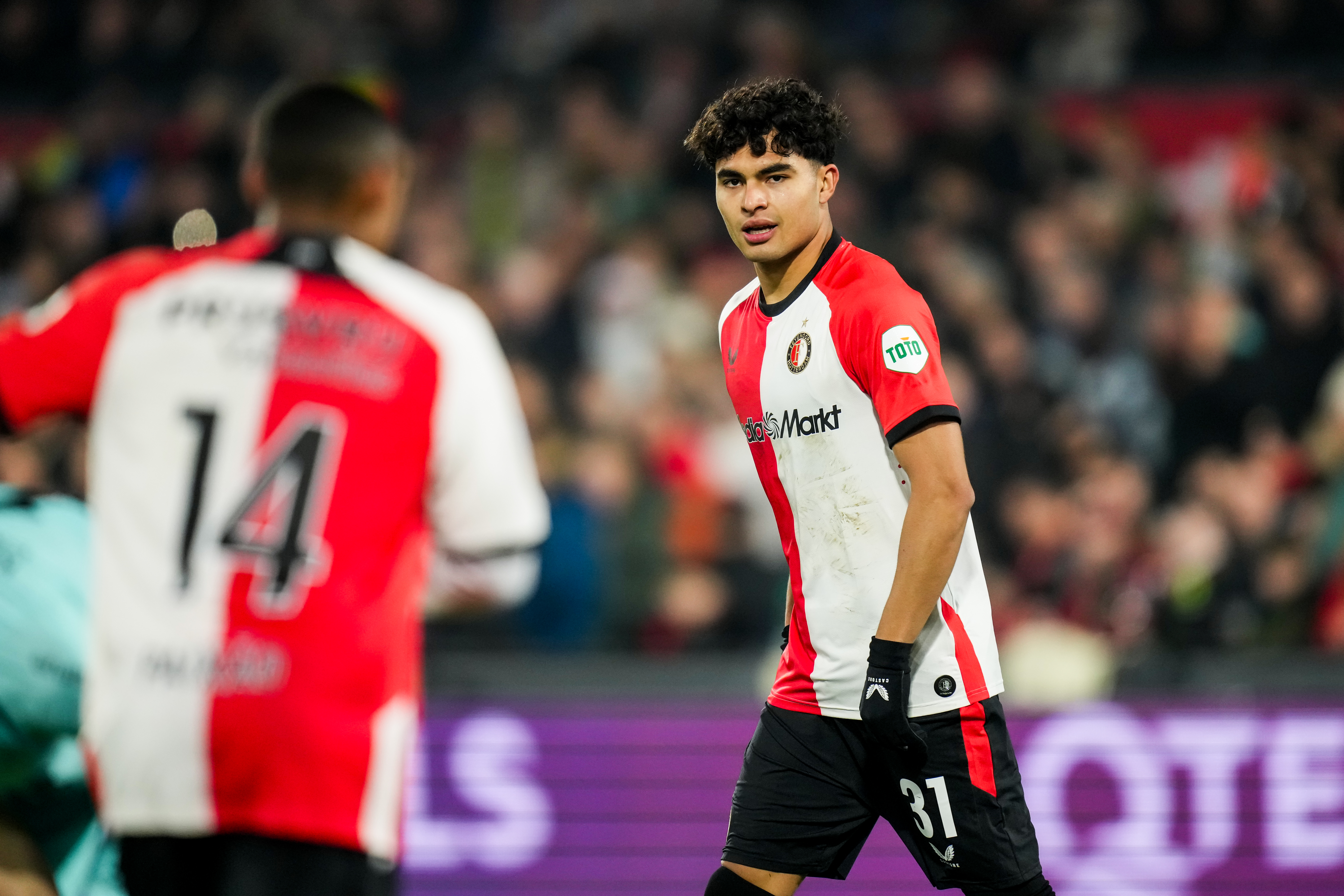 Carrillo over Van Persie: "Ik ben opgegroeid met het kijken naar zijn doelpunten"