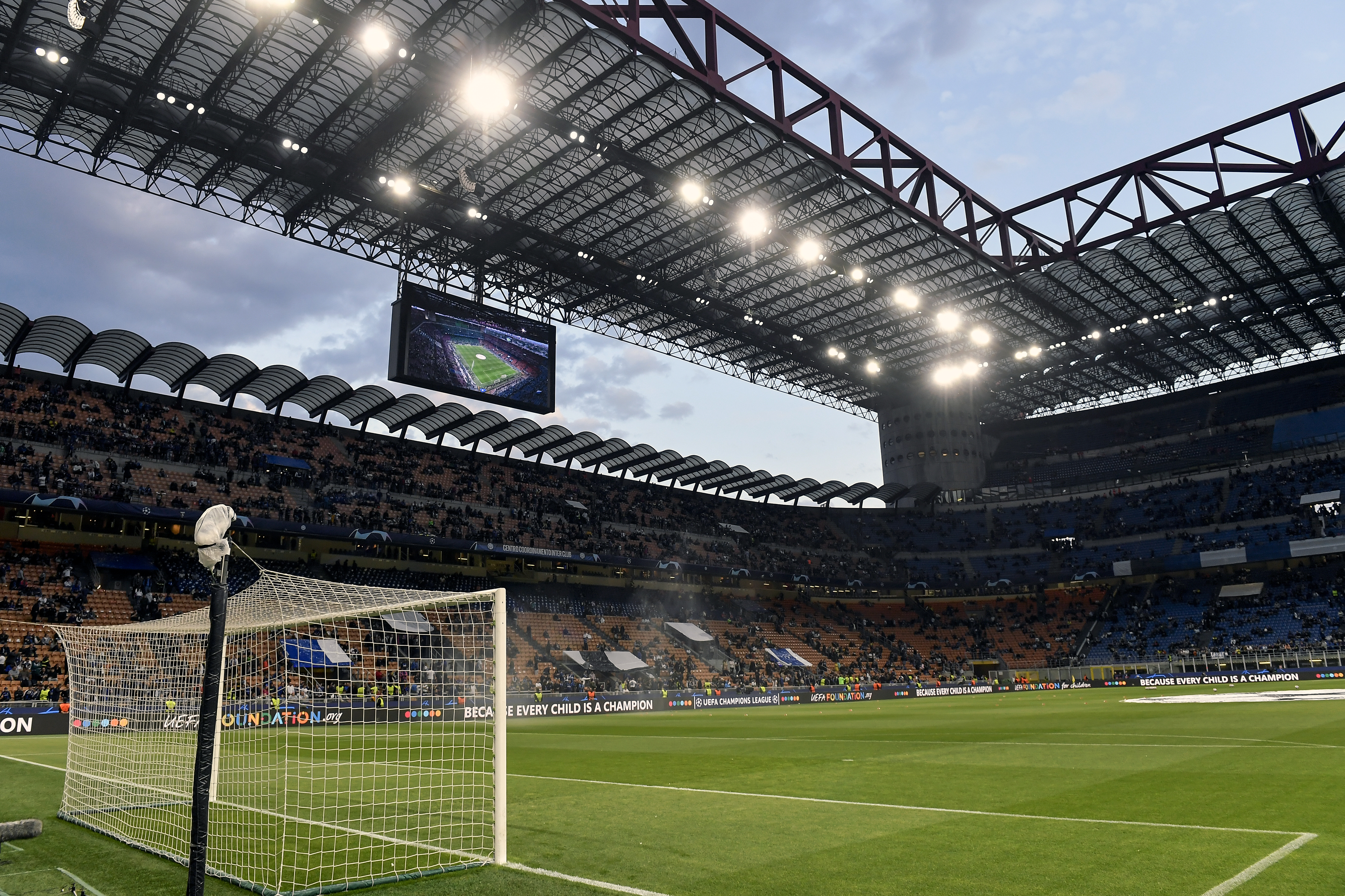 Feyenoord vs AC Milan • Dit staat er op het spel in San Siro
