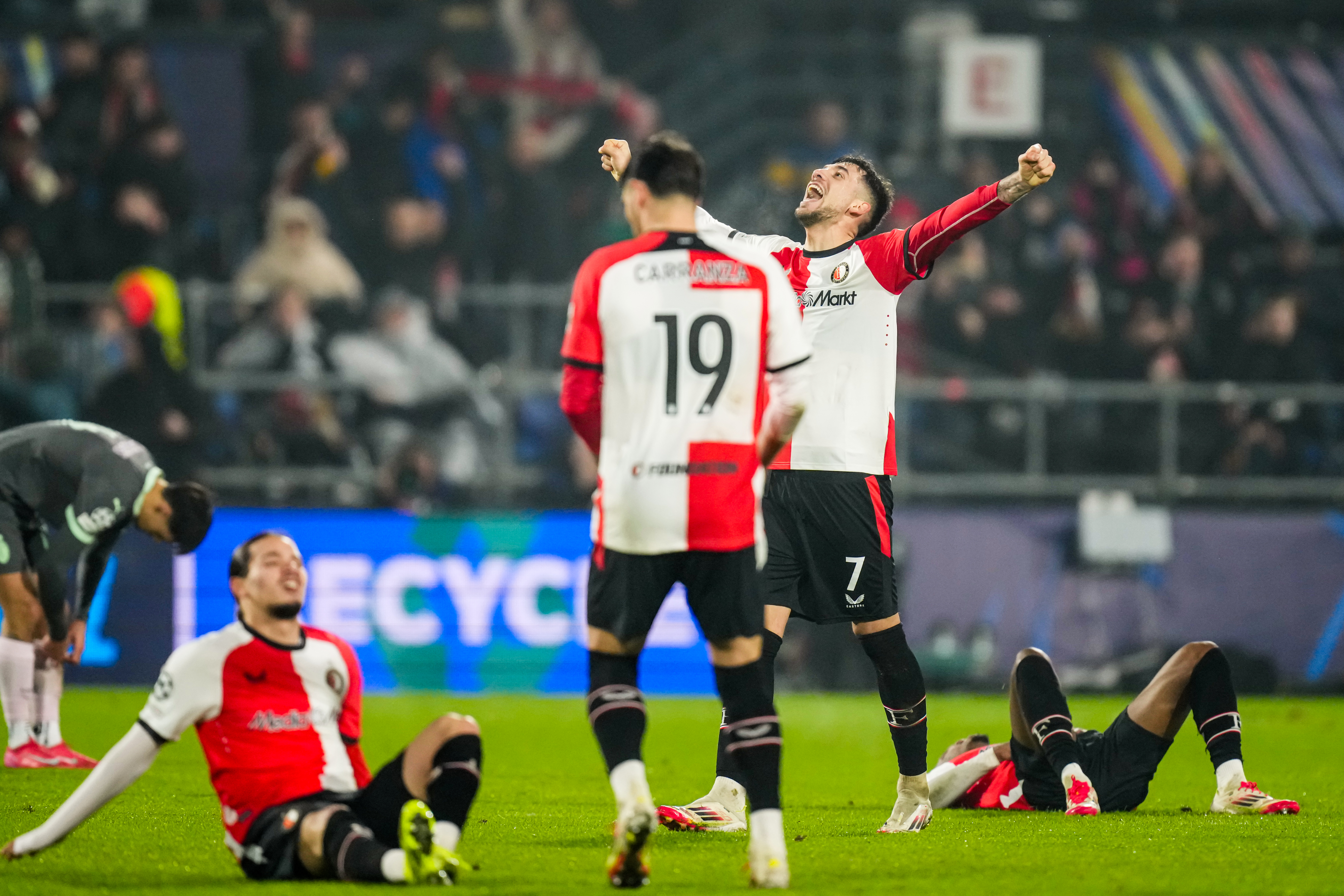 Moder gelooft in stunt: "Feyenoord heeft het al laten zien tegen grote teams"