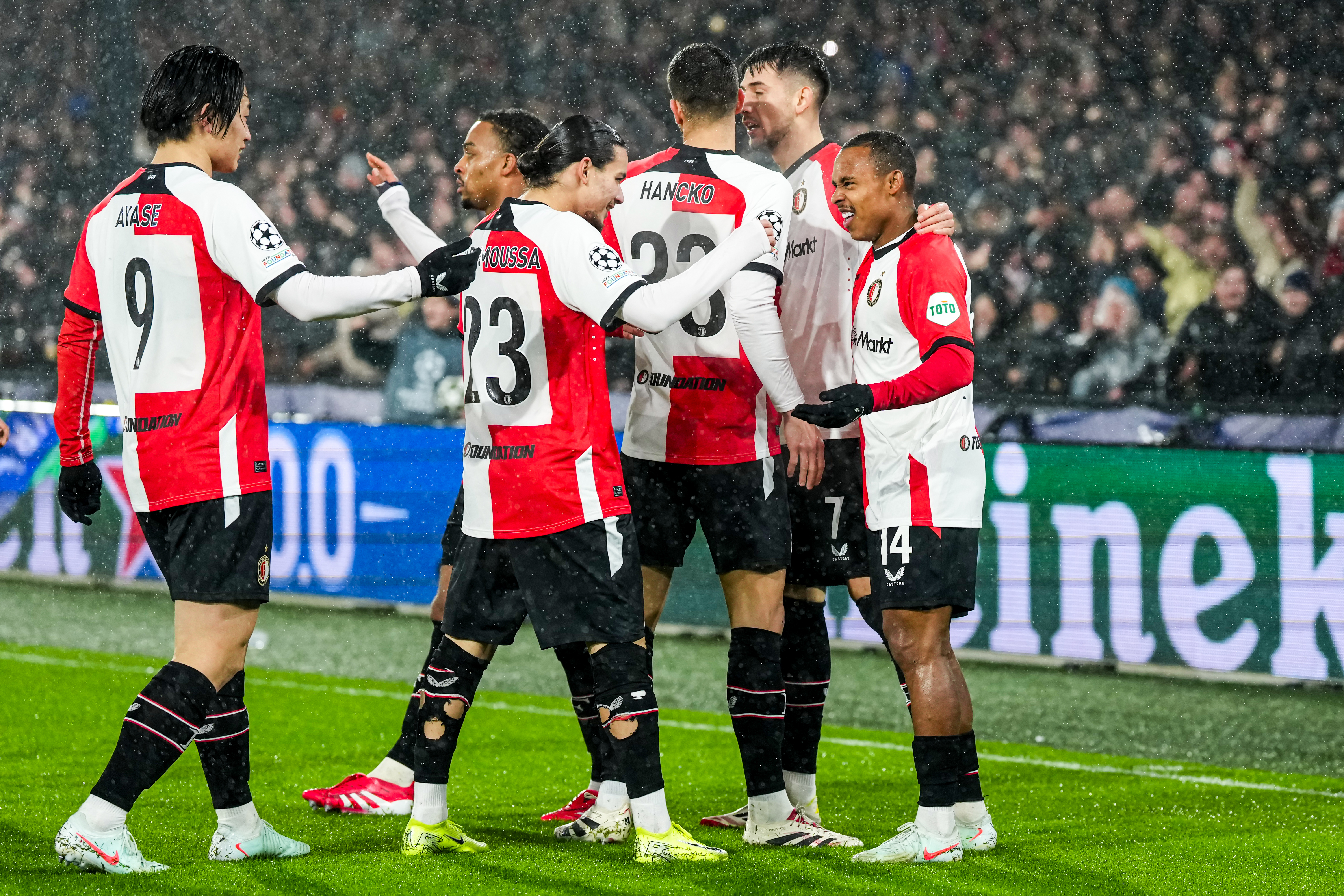 Via deze omweg kan Feyenoord alsnog een direct CL-ticket bemachtigen