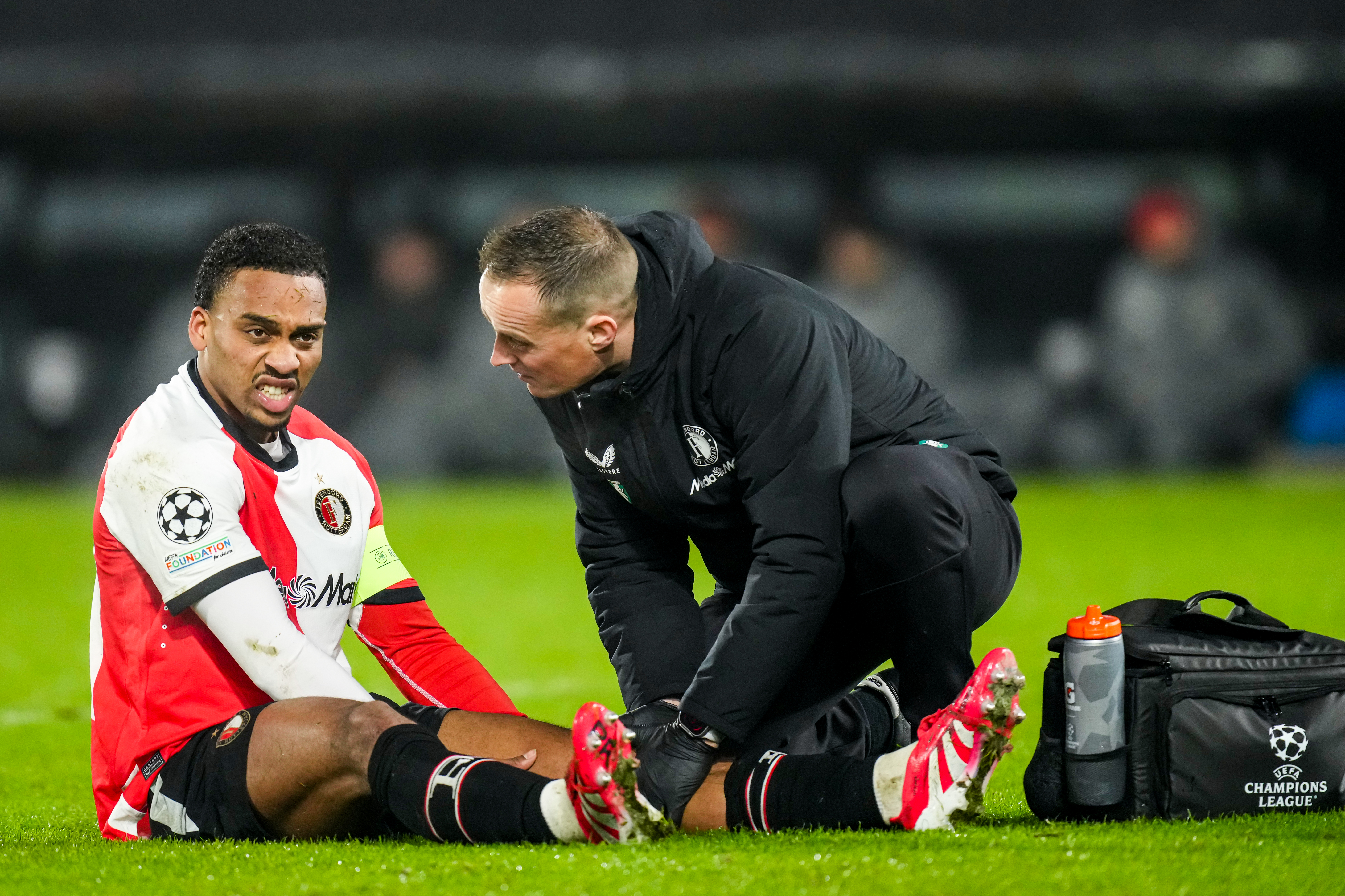 Quinten Timber valt geblesseerd uit tegen AC Milan