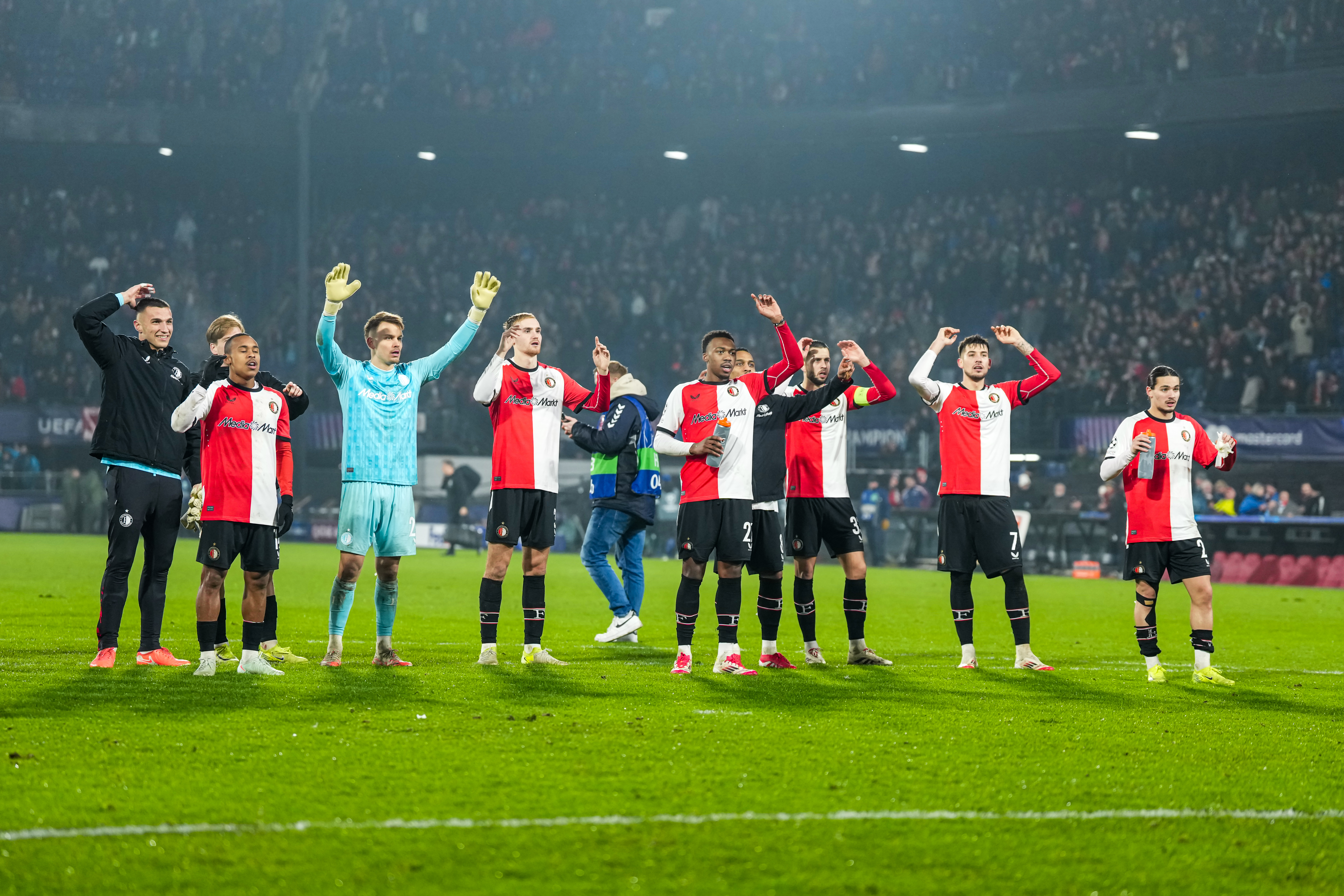Feyenoord reist volgens data als favoriet af naar San Siro