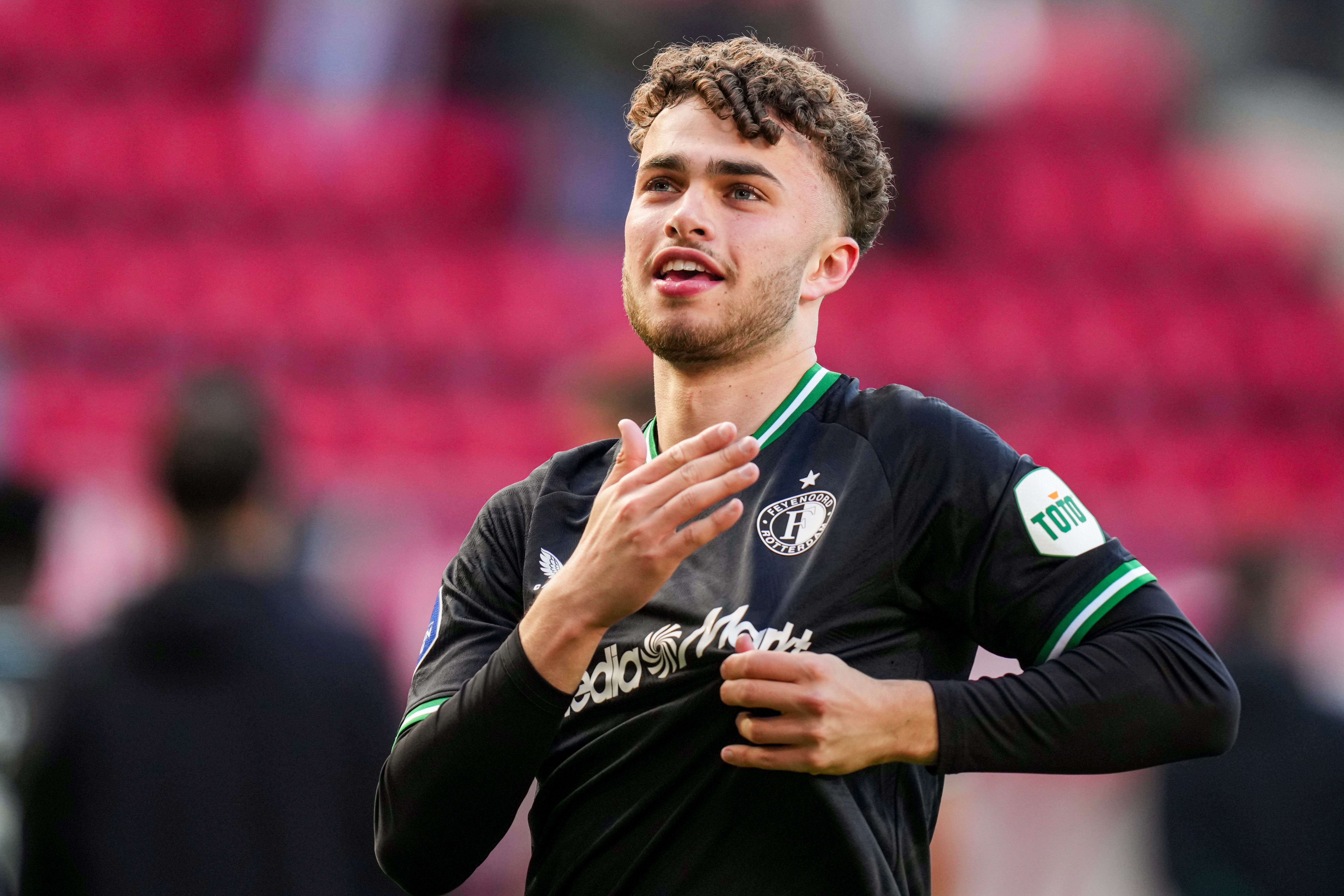 'N.E.C. heeft mogelijkheid Sliti te huren; contract moet eerst verlengd worden'