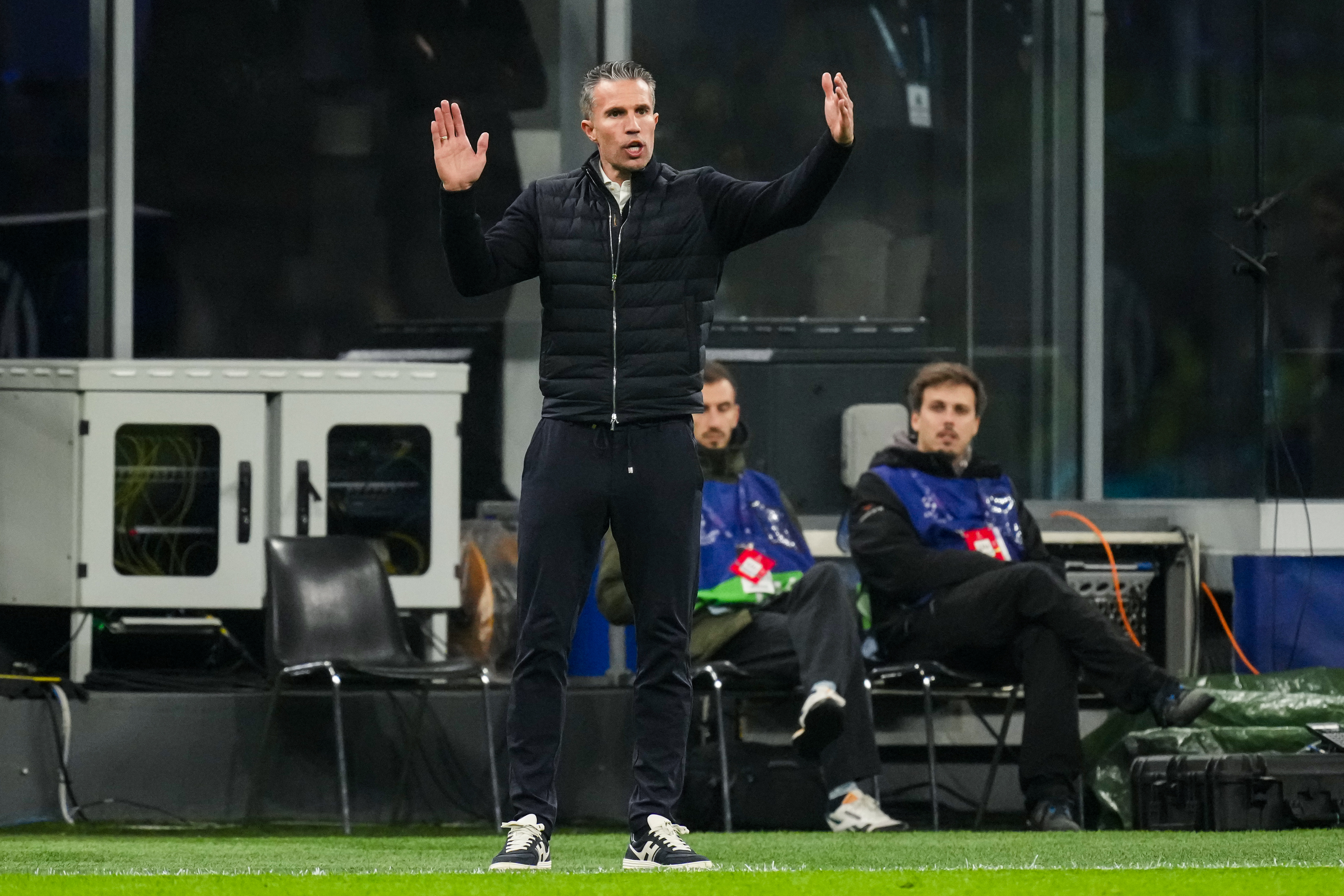 Van Persie trots op zijn spelers: "Ze hebben er alles aan gedaan"