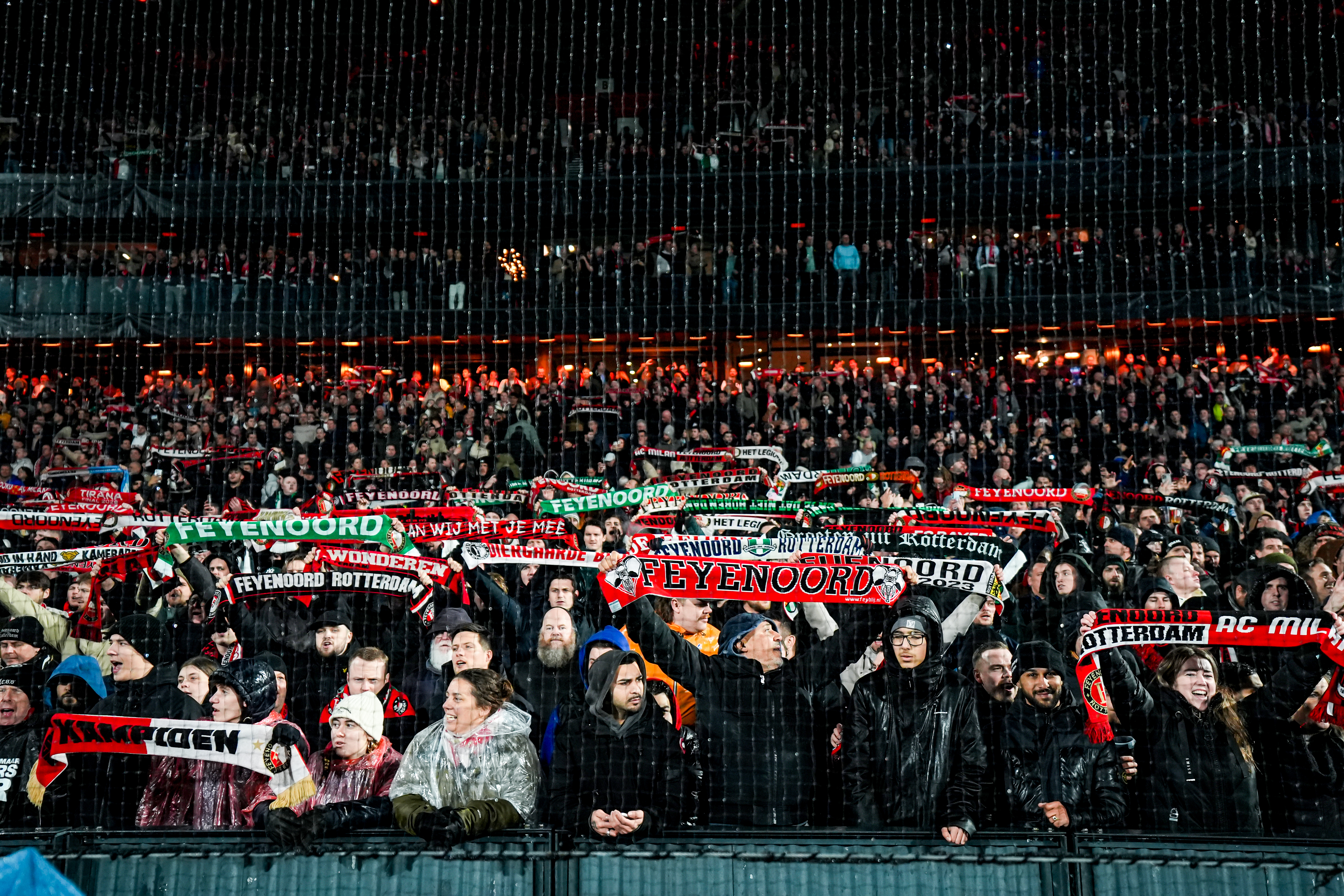 Seizoenskaart alleen maar via de app: ''Dat werkte misbruik in de hand''