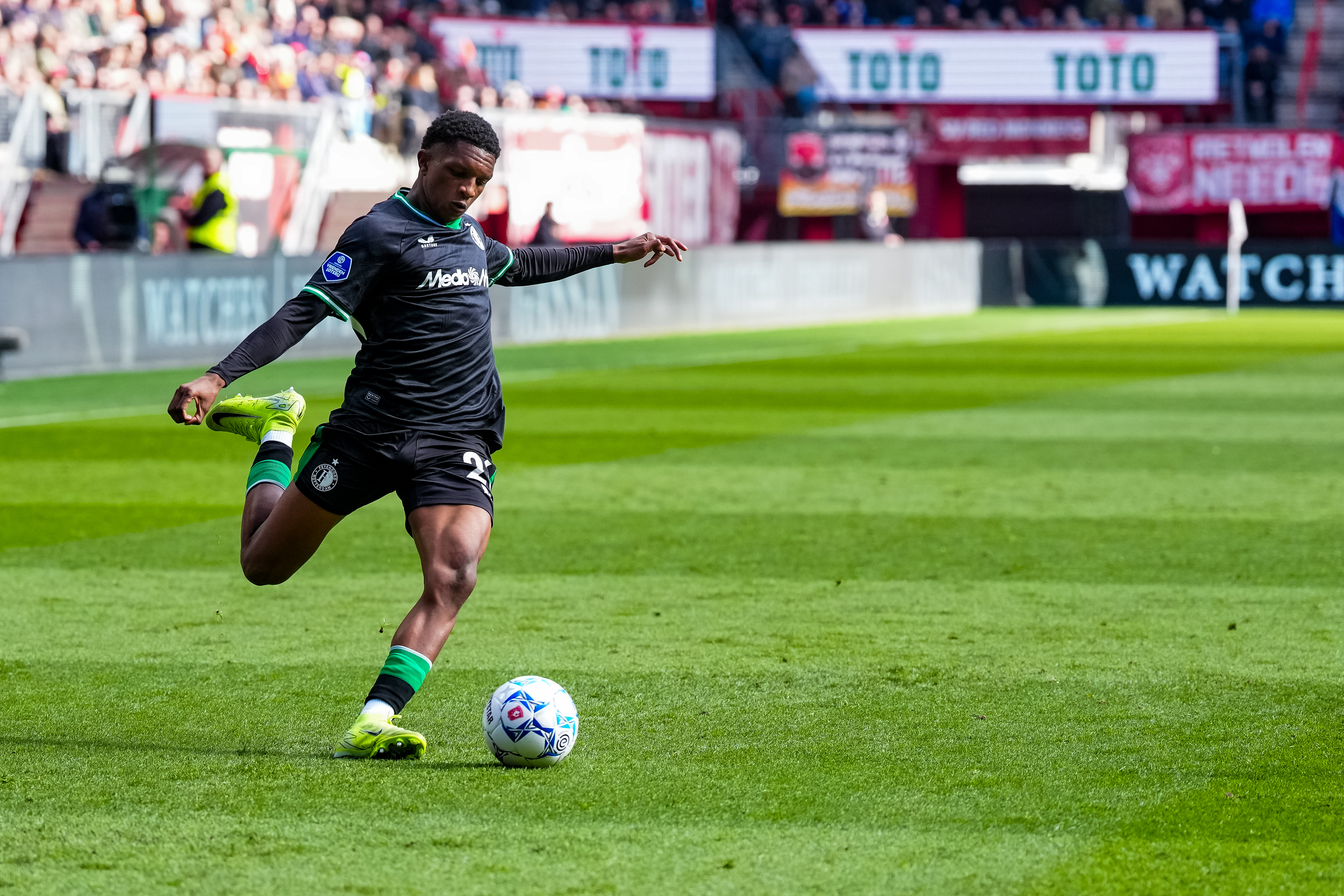 Van Persie snapt niets van keuze Reiziger: "Ik had het wel geweten"