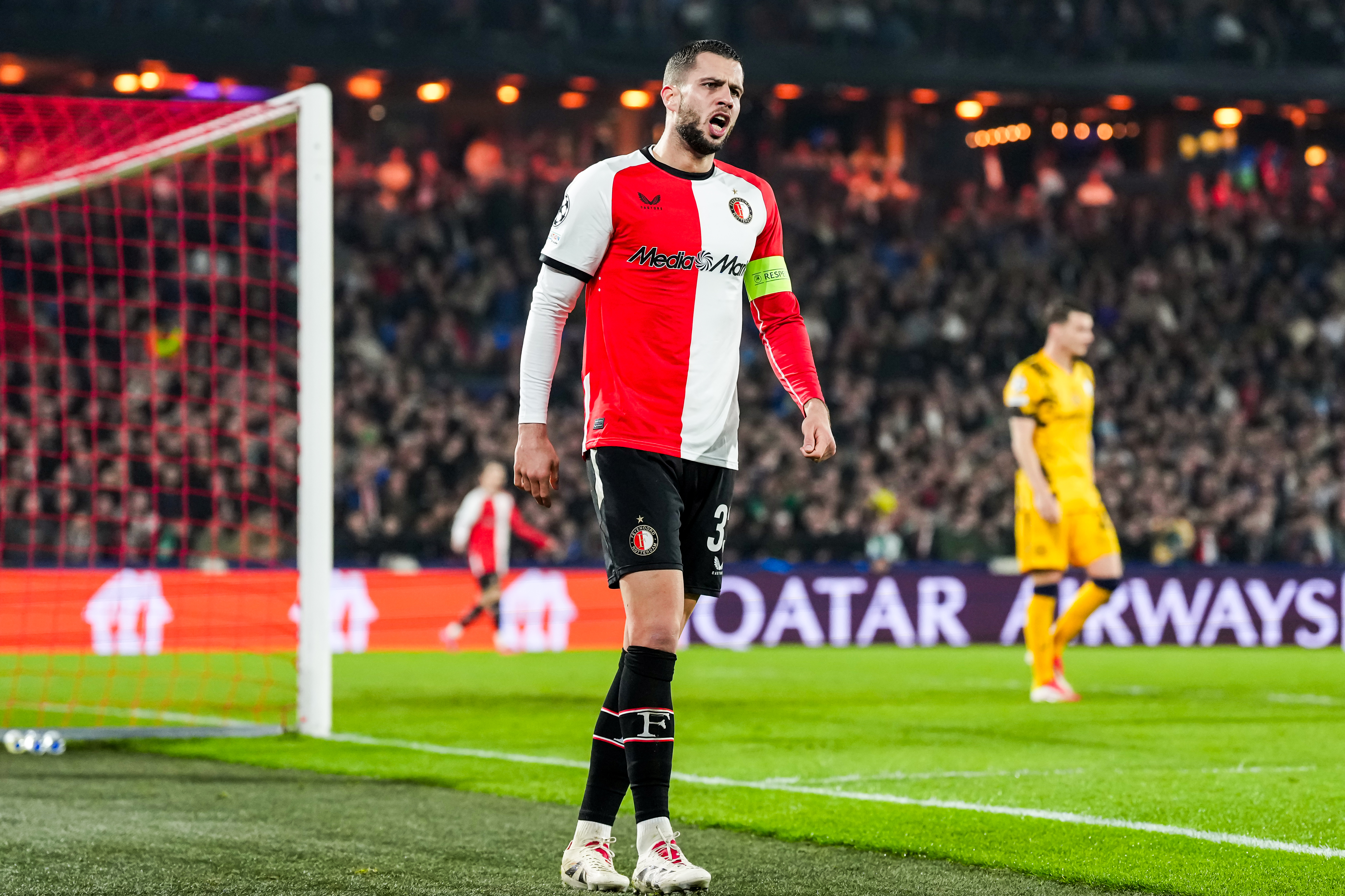 Hancko trots op gehavend Feyenoord: "Het is niet ideaal, maar we komen niet met excuses"