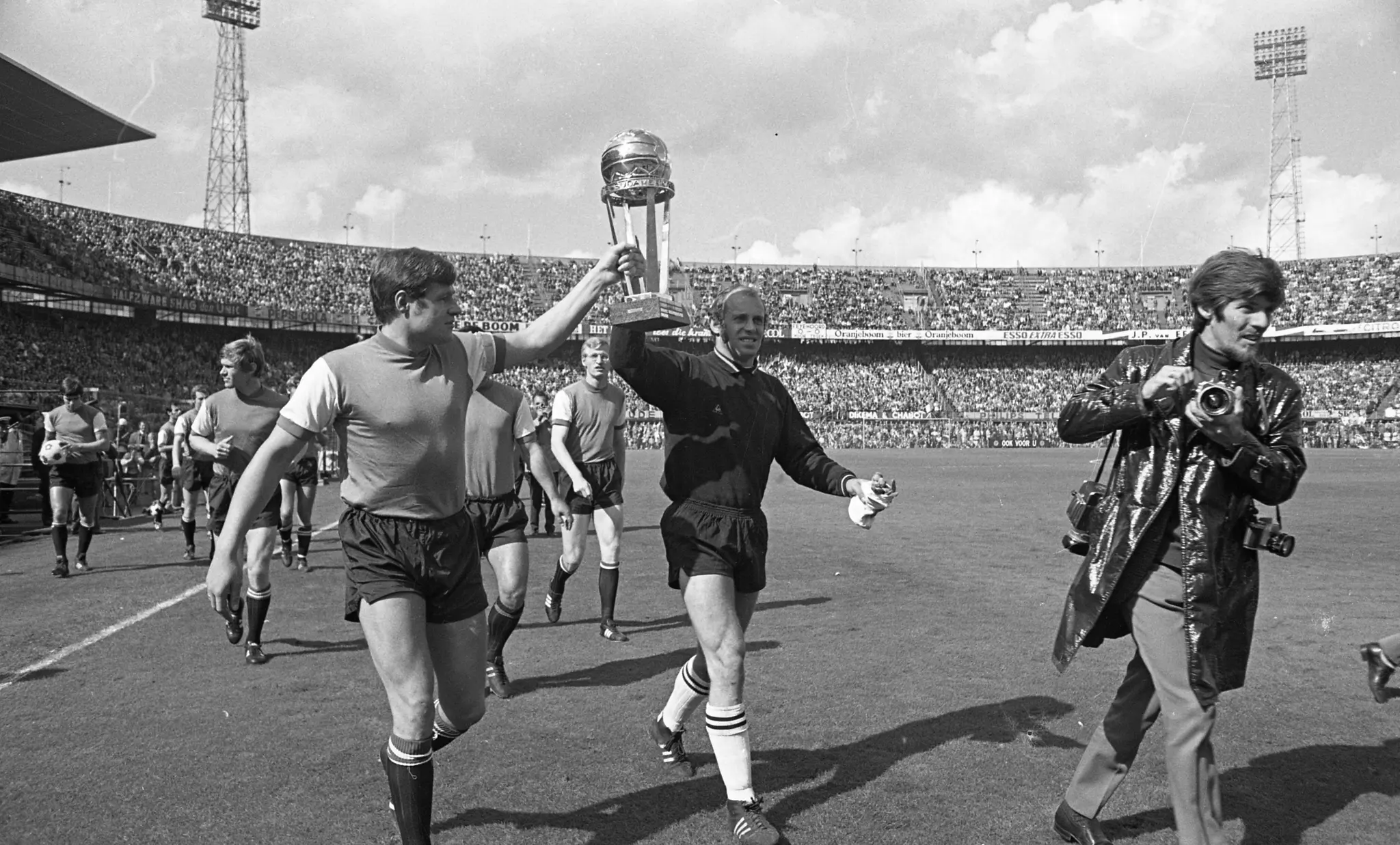 FIFA ontneemt Feyenoord titel als wereldkampioen