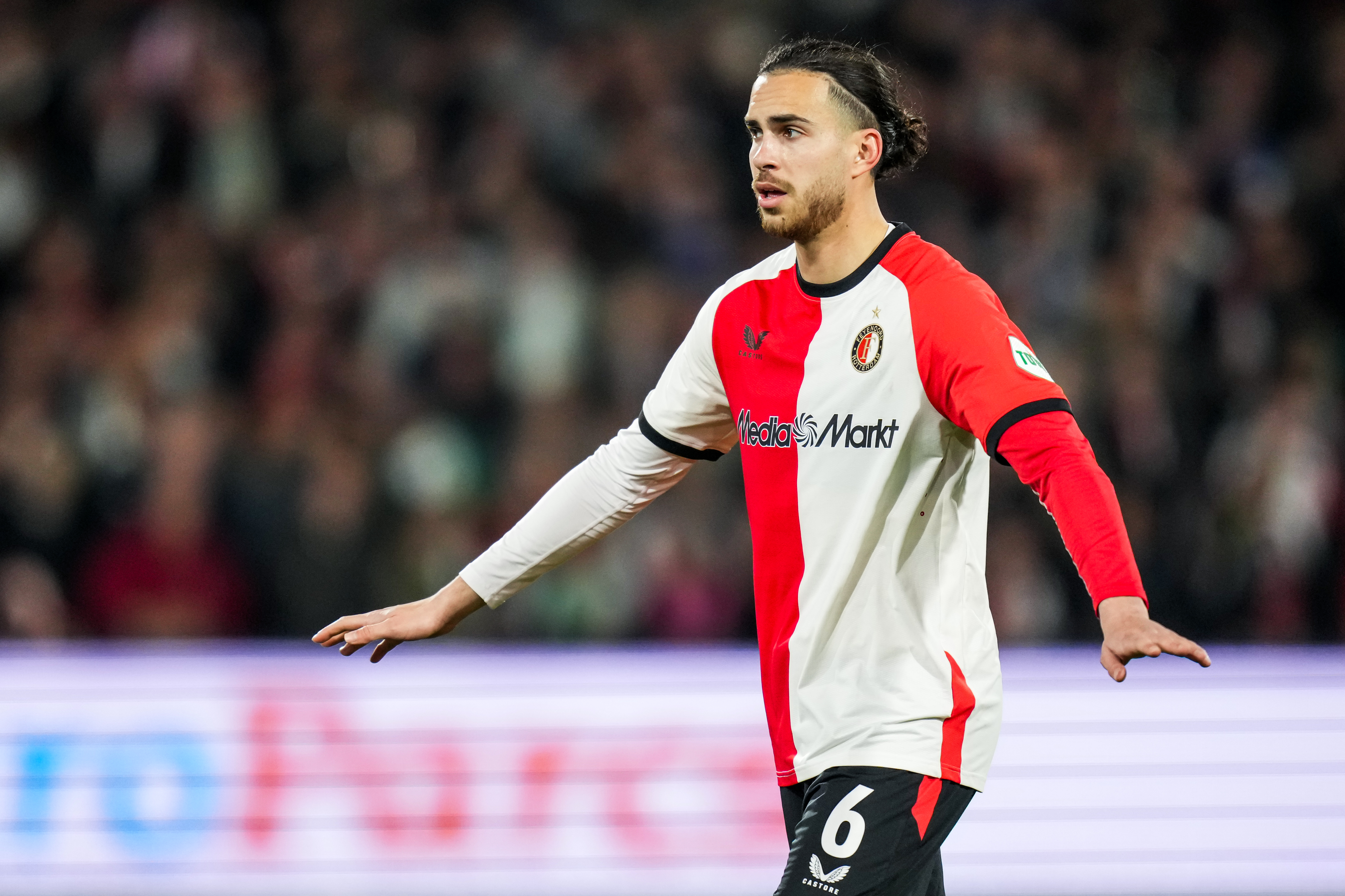 Zerrouki lijkt terugkeer bij Feyenoord uit te sluiten