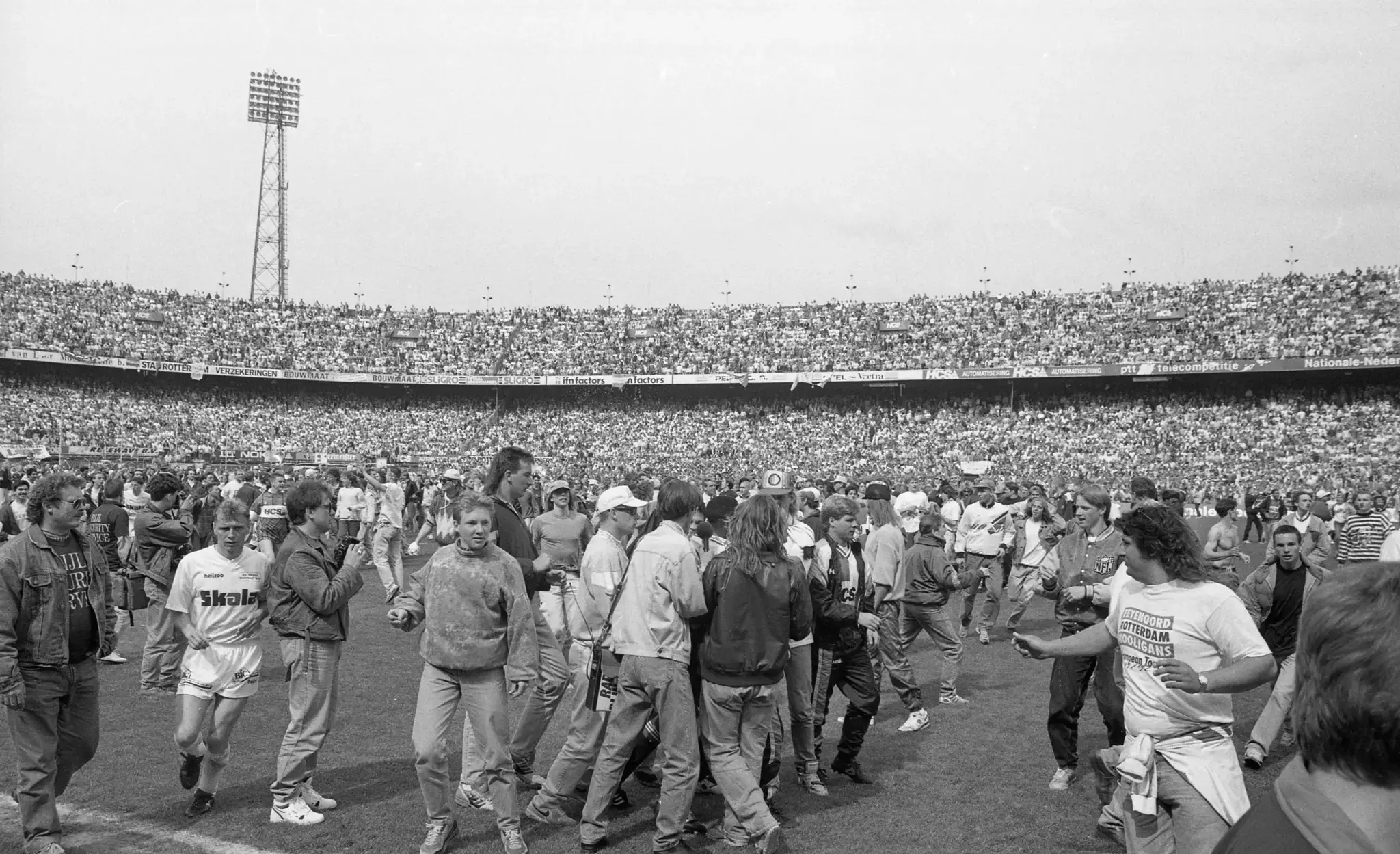 Trophy Day [UNIEKE FOTO'S] • Feyenoord doorbreekt droogte met KNVB Beker winst (1991)