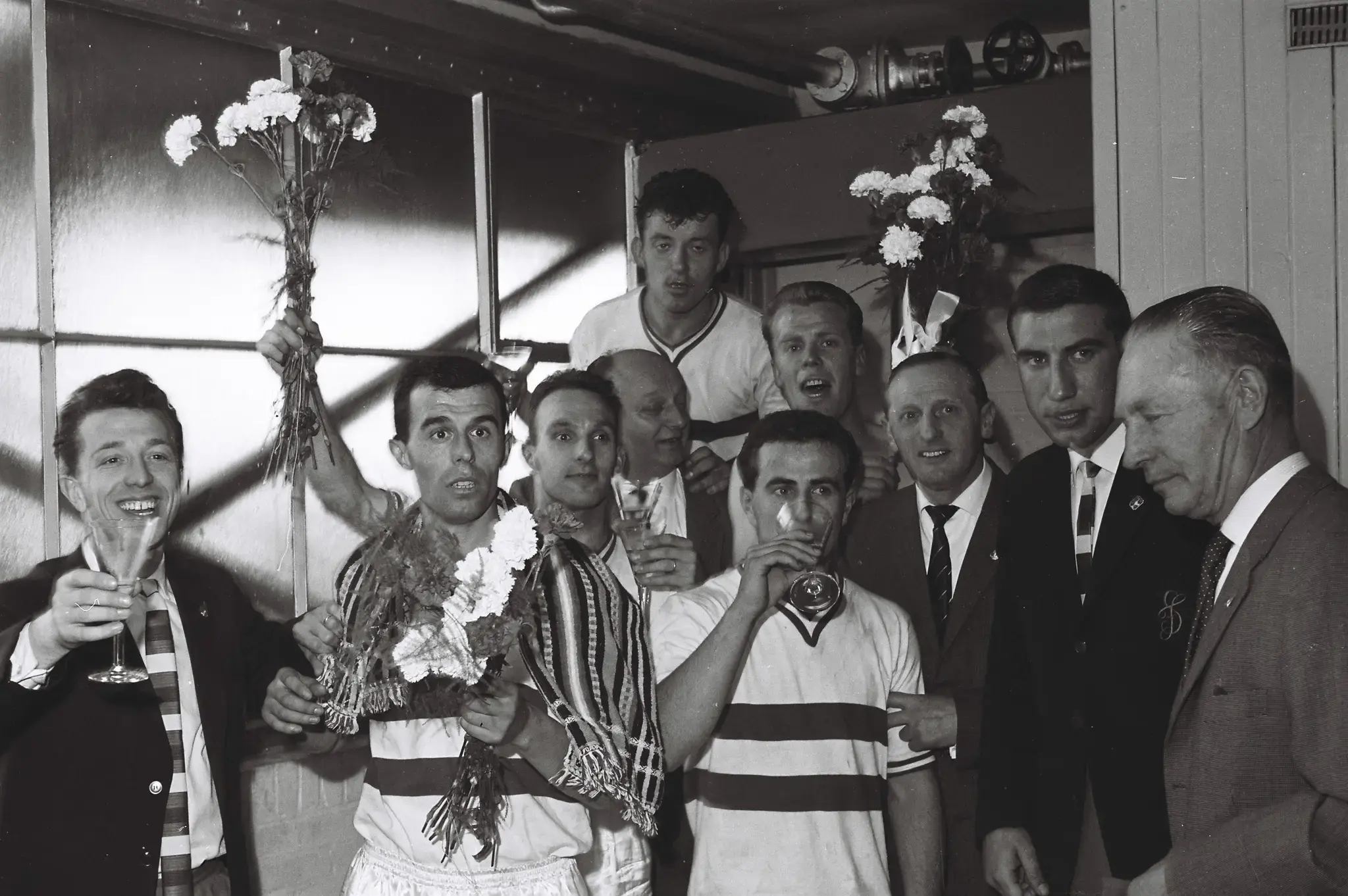 61020-1961-05-28-feye-rapid-jc-2-1-kampioen-30