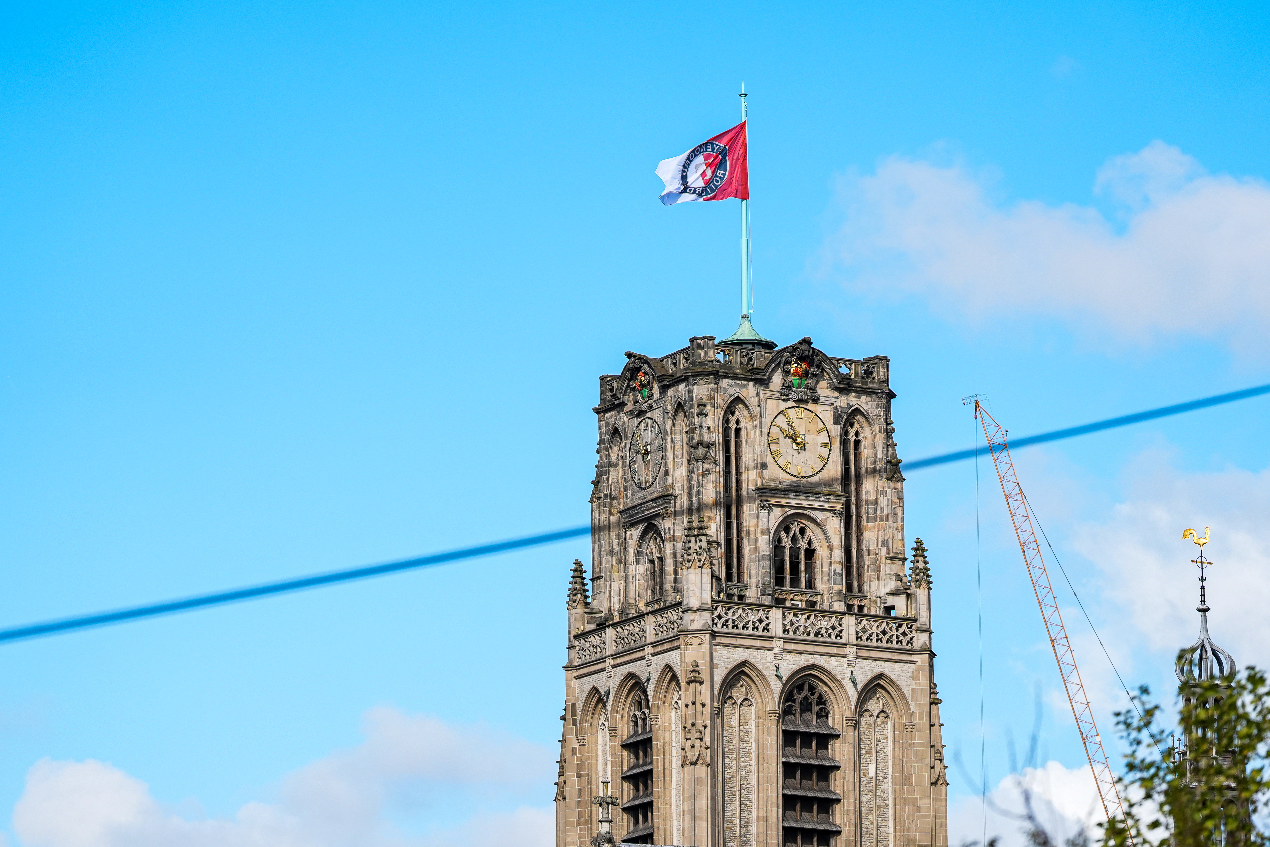 14 mei 1940 • "Steeds als we omkeken, zagen we een brandende stad"