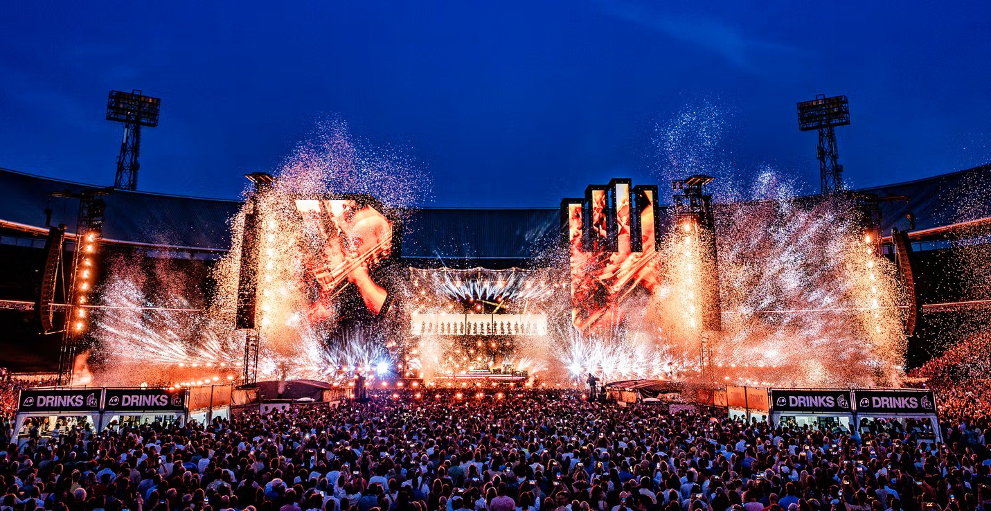 'Toch geen einde: The Rolling Stones mogelijk terug in De Kuip in 2026'