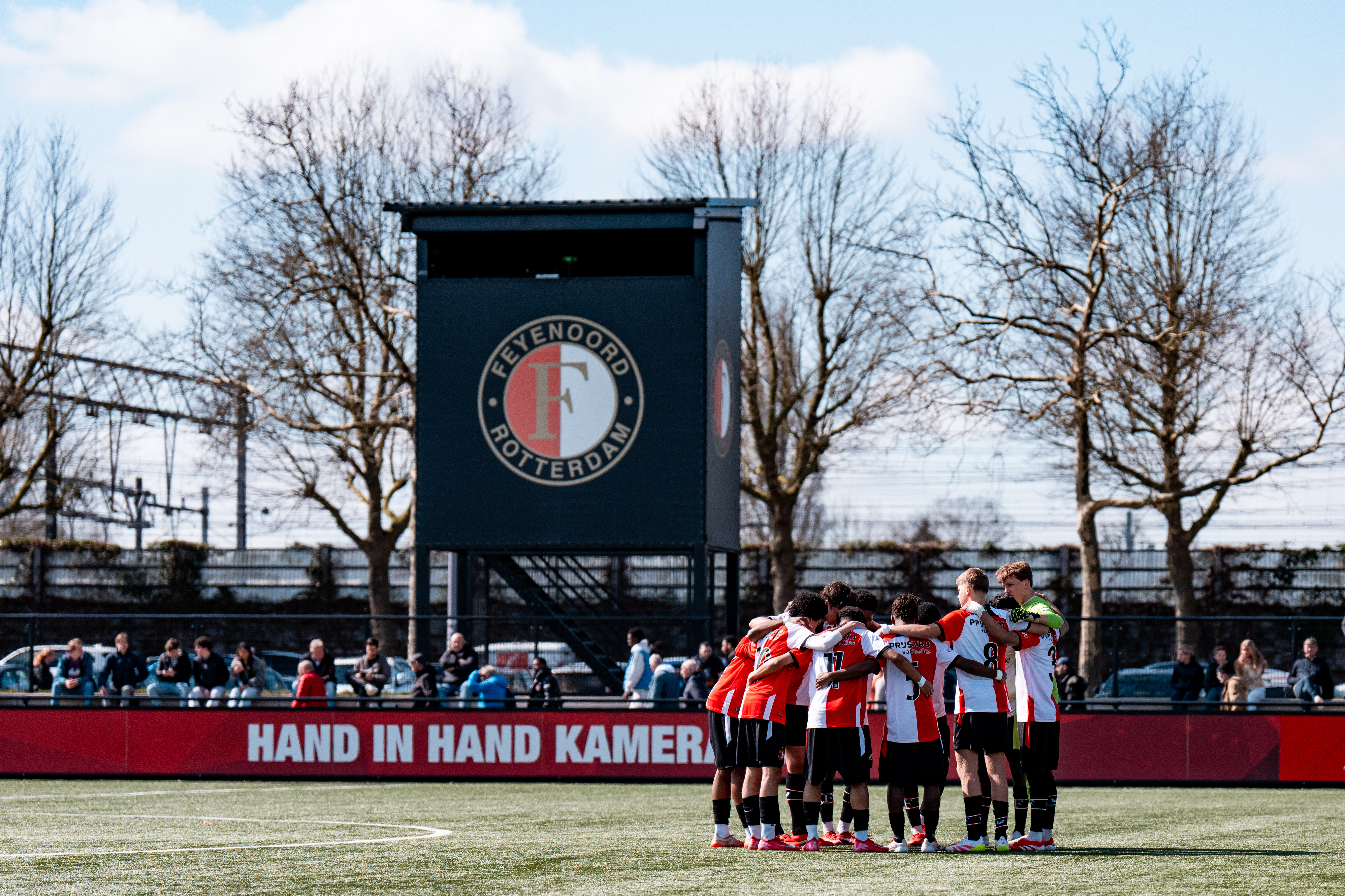 Feyenoord biedt talentvolle Ajacied contract aan