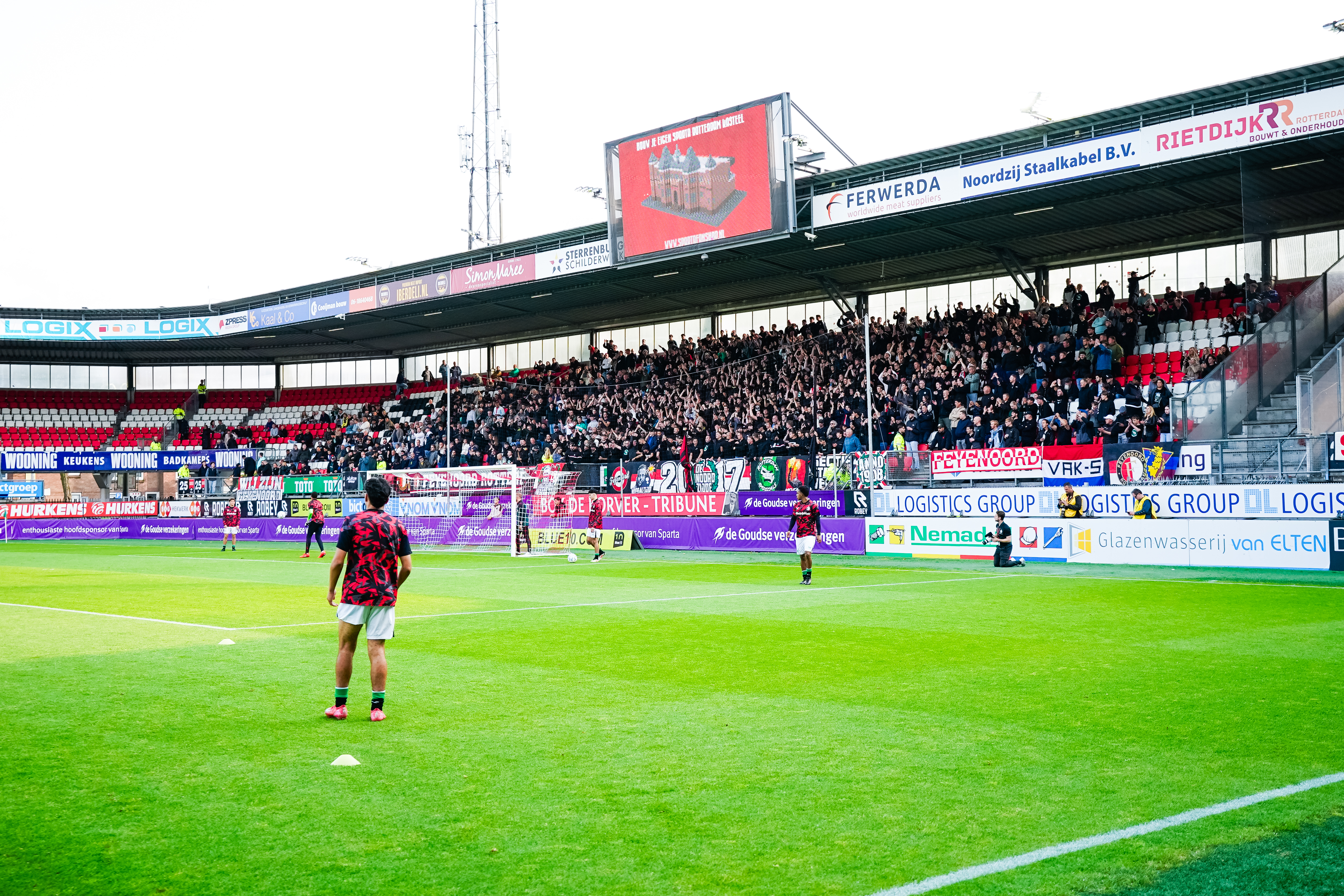 KNVB reageert op KKD-kansen Jong Feyenoord na wegvallen proflicentie Vitesse