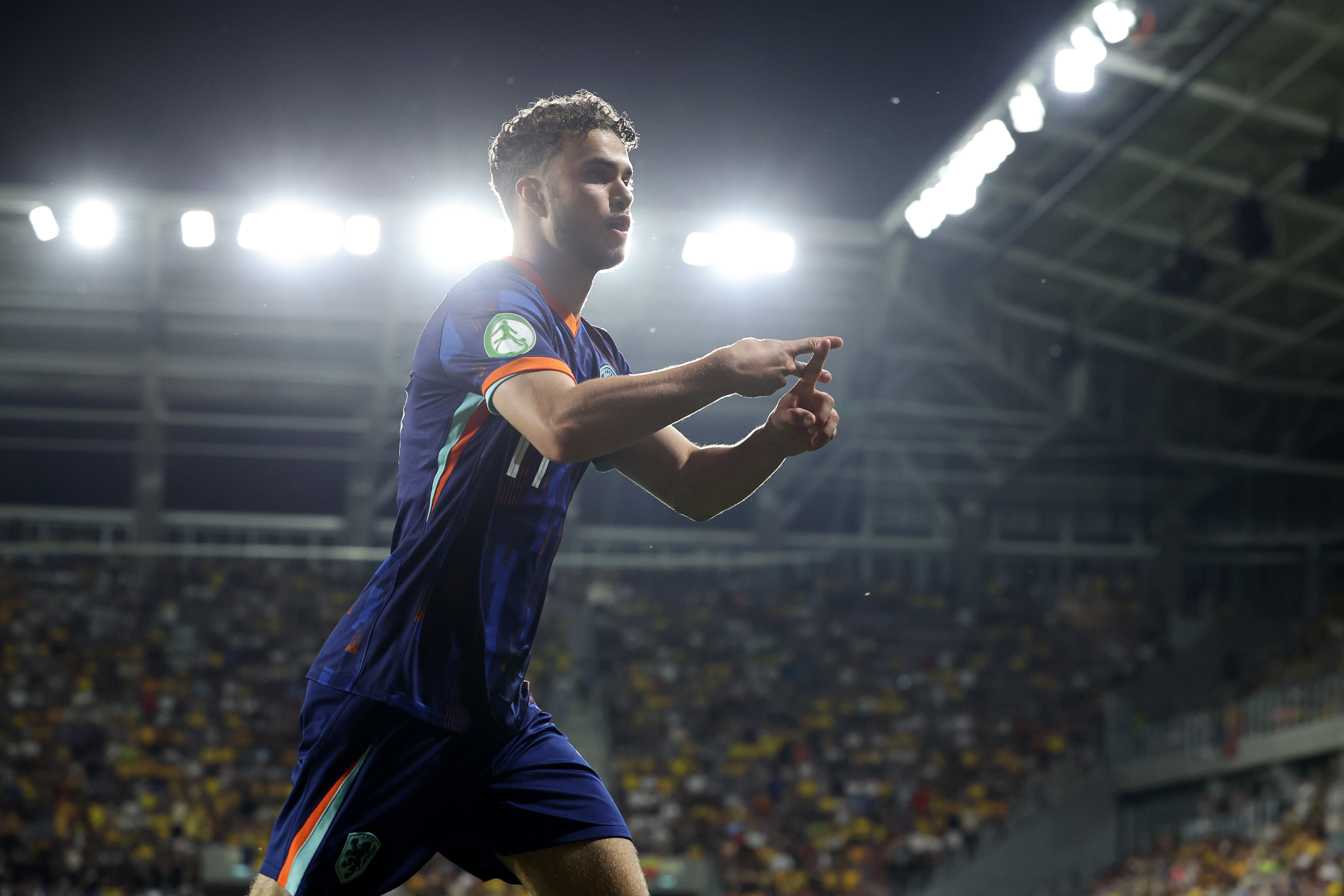 Oranje O19 naar EK-finale na overwinning op Roemenië; Sliti trefzeker