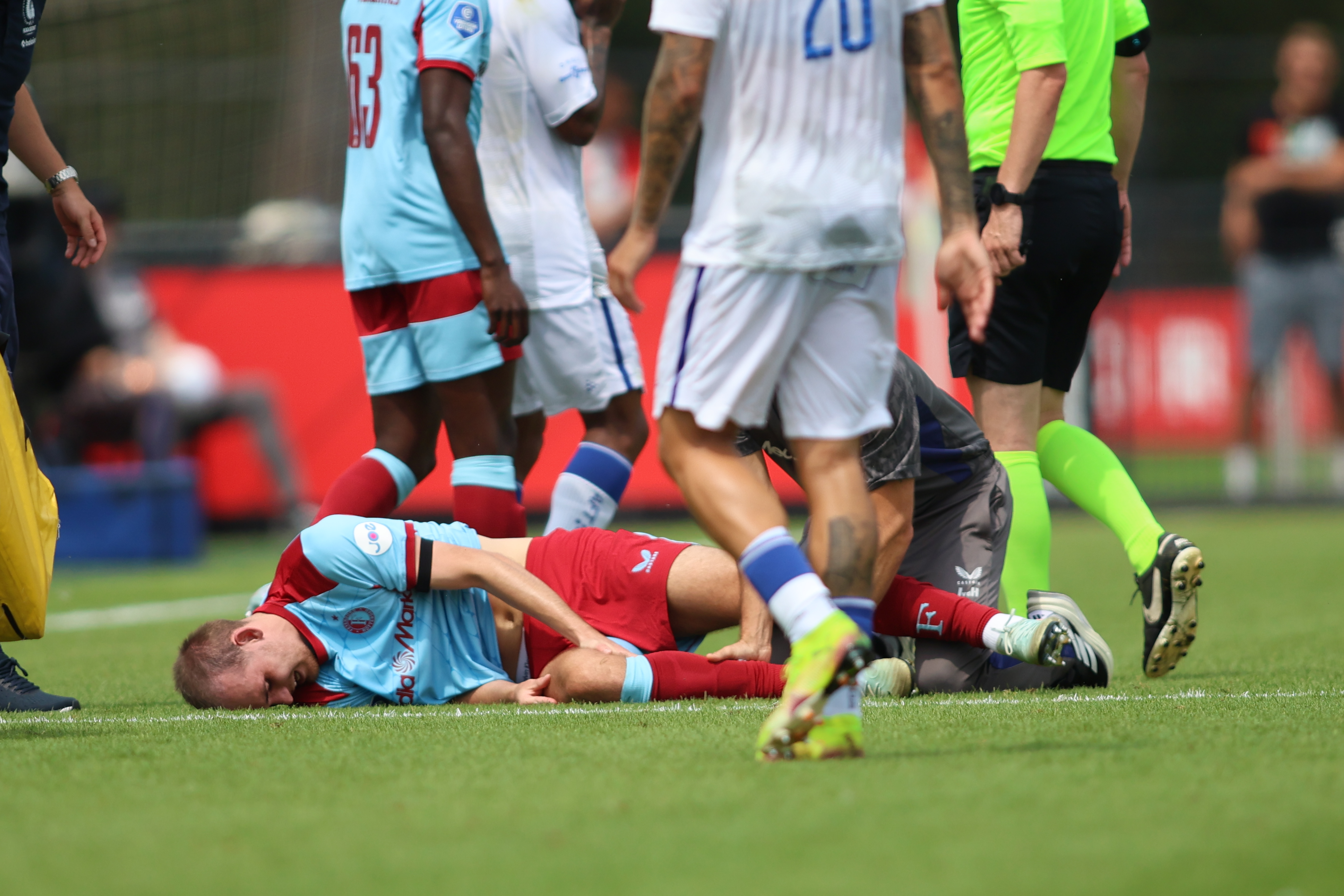 Thomas Beelen injury - Jim Breeman Sports Photography