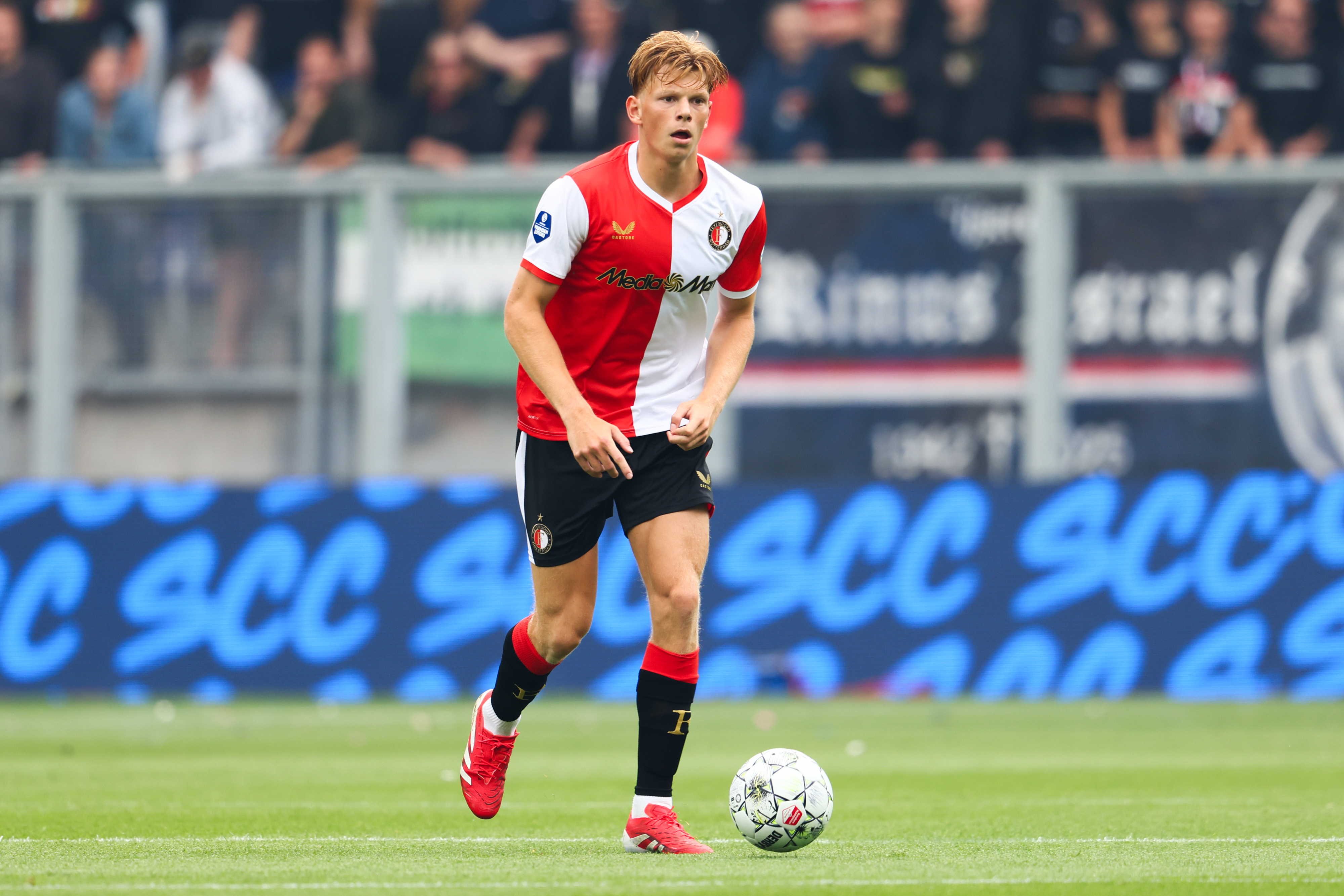 Plug: "Ik ga er niet vanuit dat ik tegen Fenerbahçe speel, want er komt vast wel een verdediger bij"