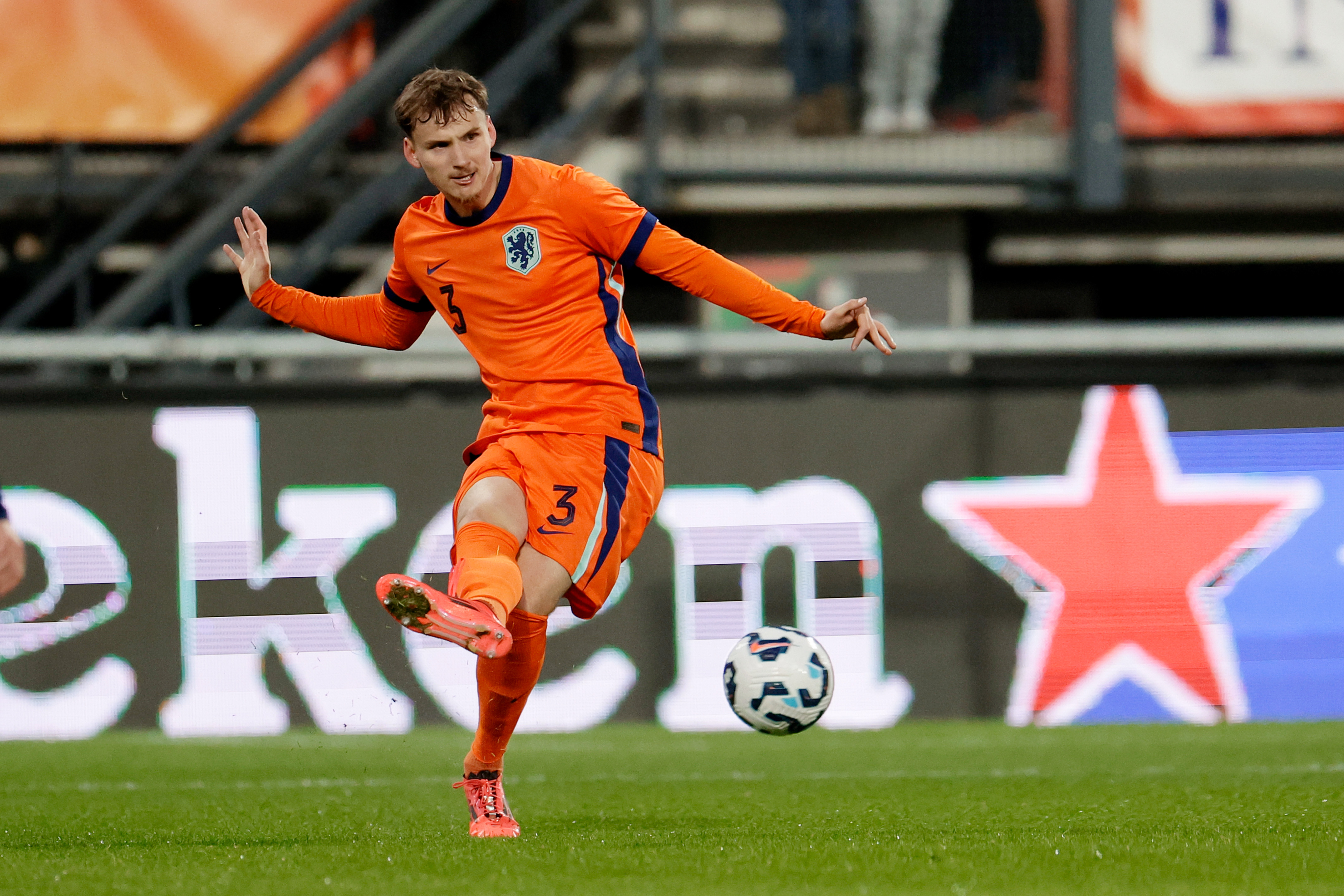 'Voormalig Feyenoord-target Rav van den Berg kiest voor 1. FC Köln'