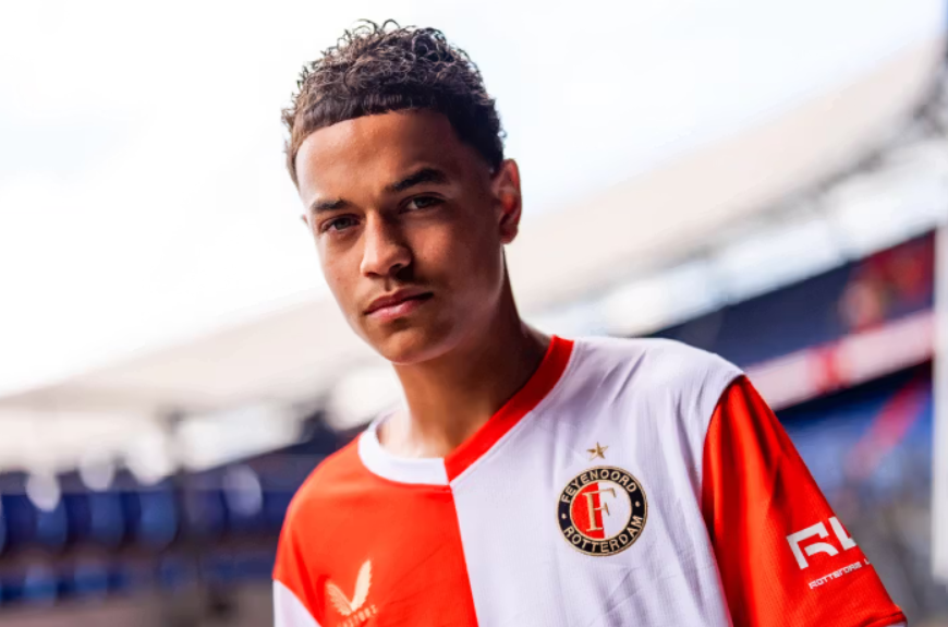 Officieel • Feyenoord legt Ajax-talent Grootfaam vast