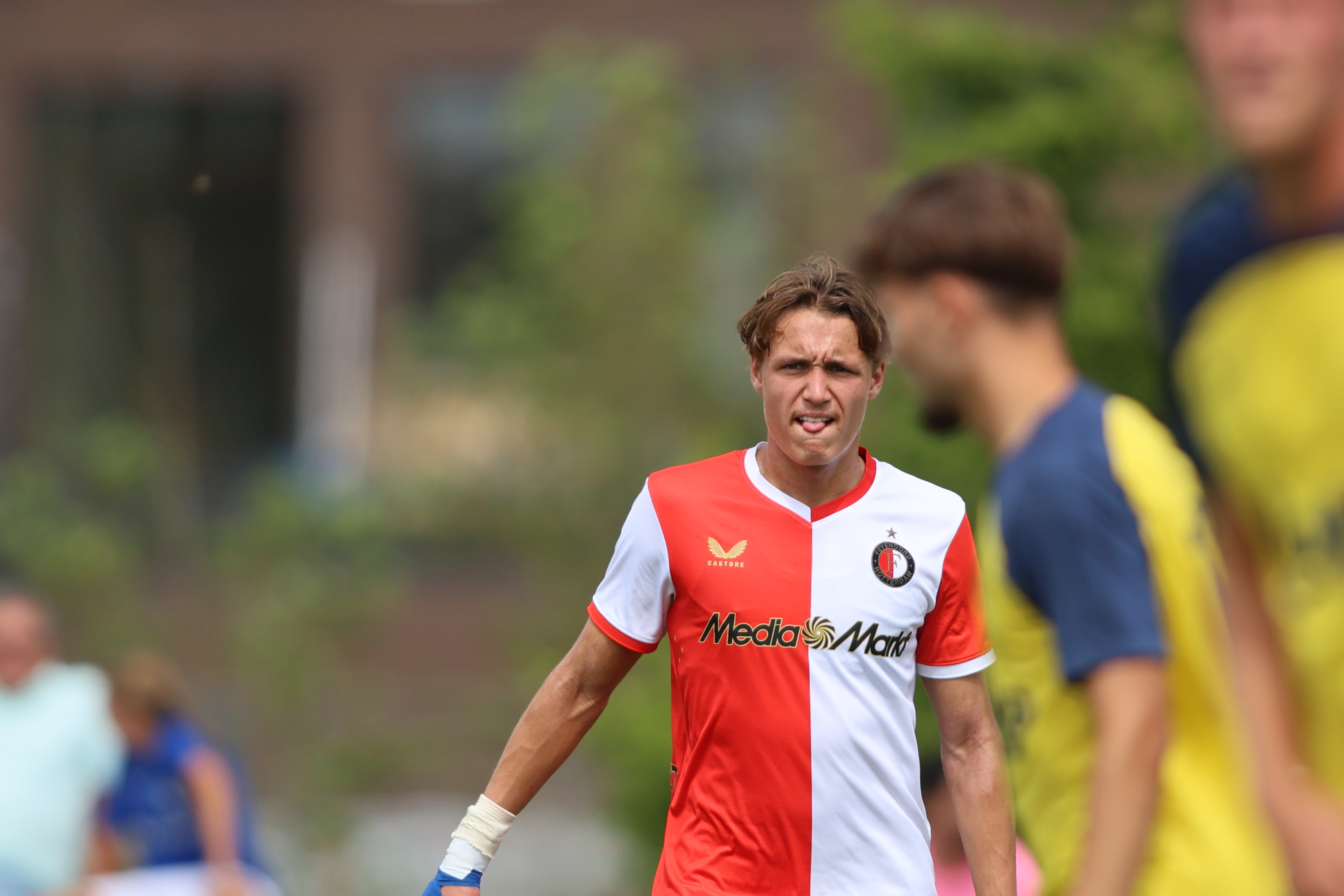 Feyenoord en Van den Elshout rond: contract tot 2029