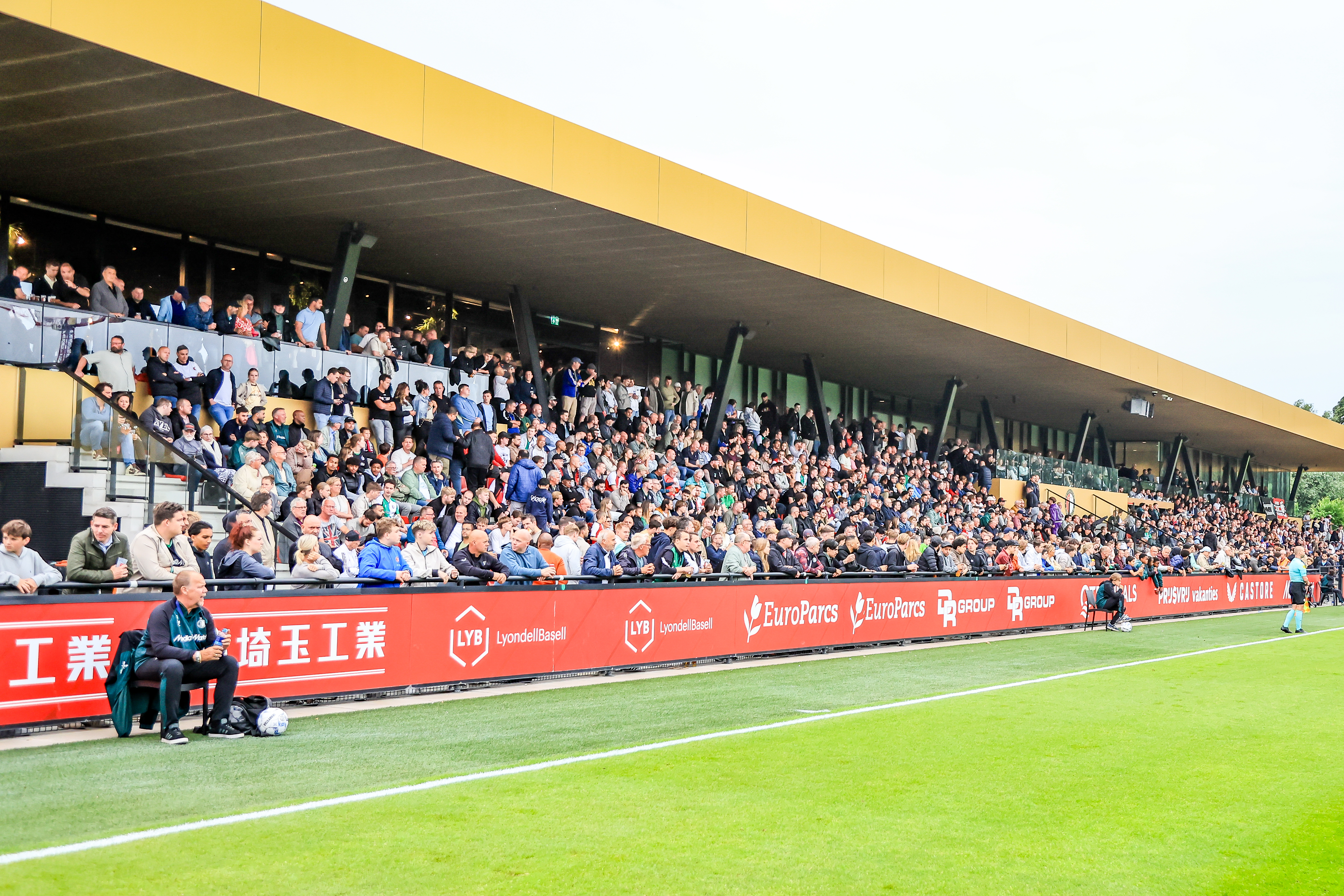 Bestuurscrisis bij Sportclub Feyenoord naar kookpunt: D-Day op Varkenoord