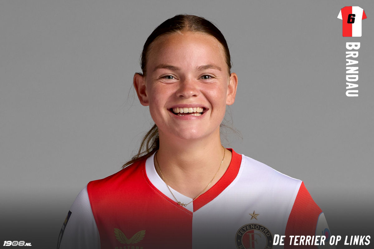 06. Justine Brandau – De terriër op links