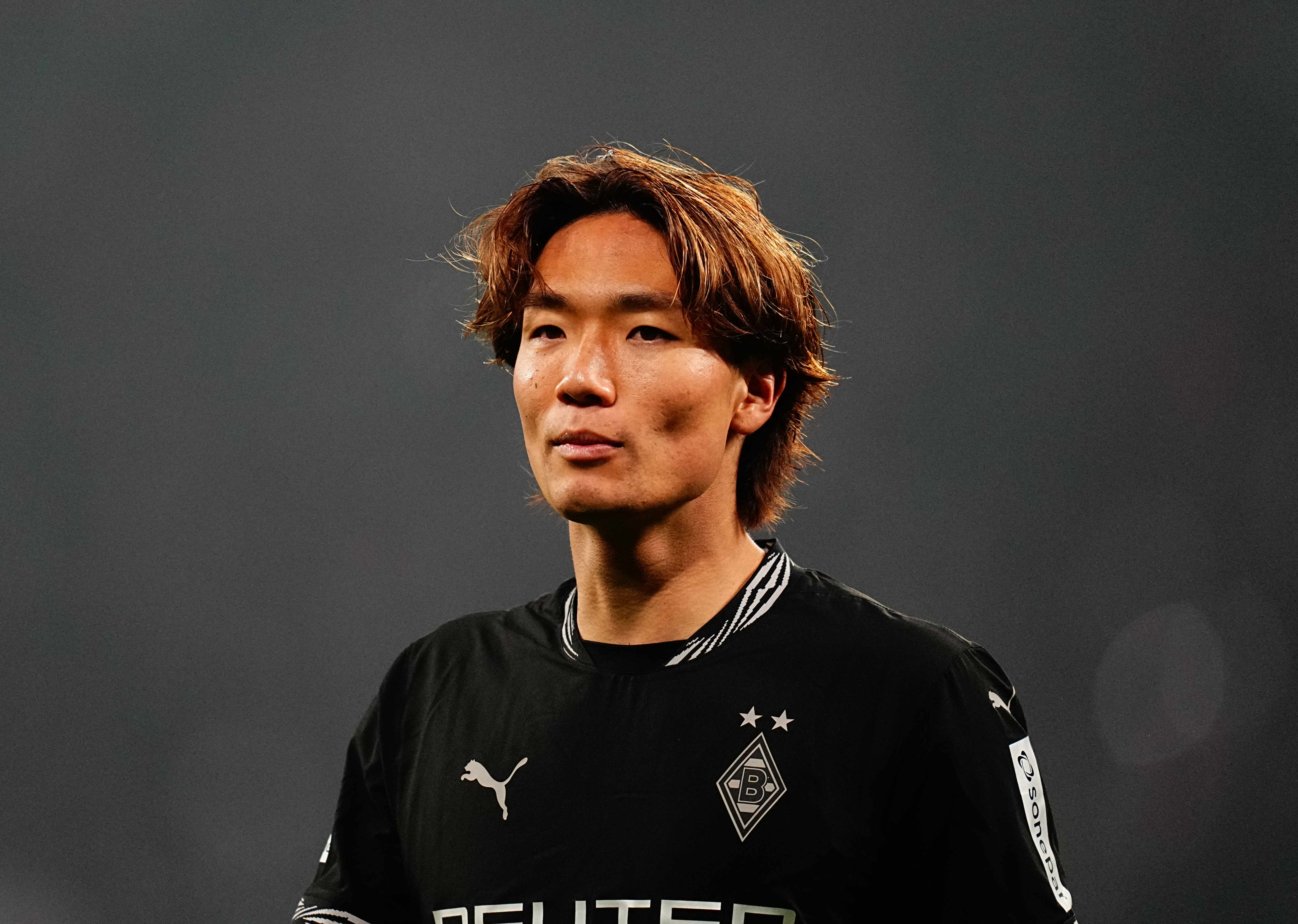 'Feyenoord probeert Itakura voor de neus van Ajax weg te kapen'