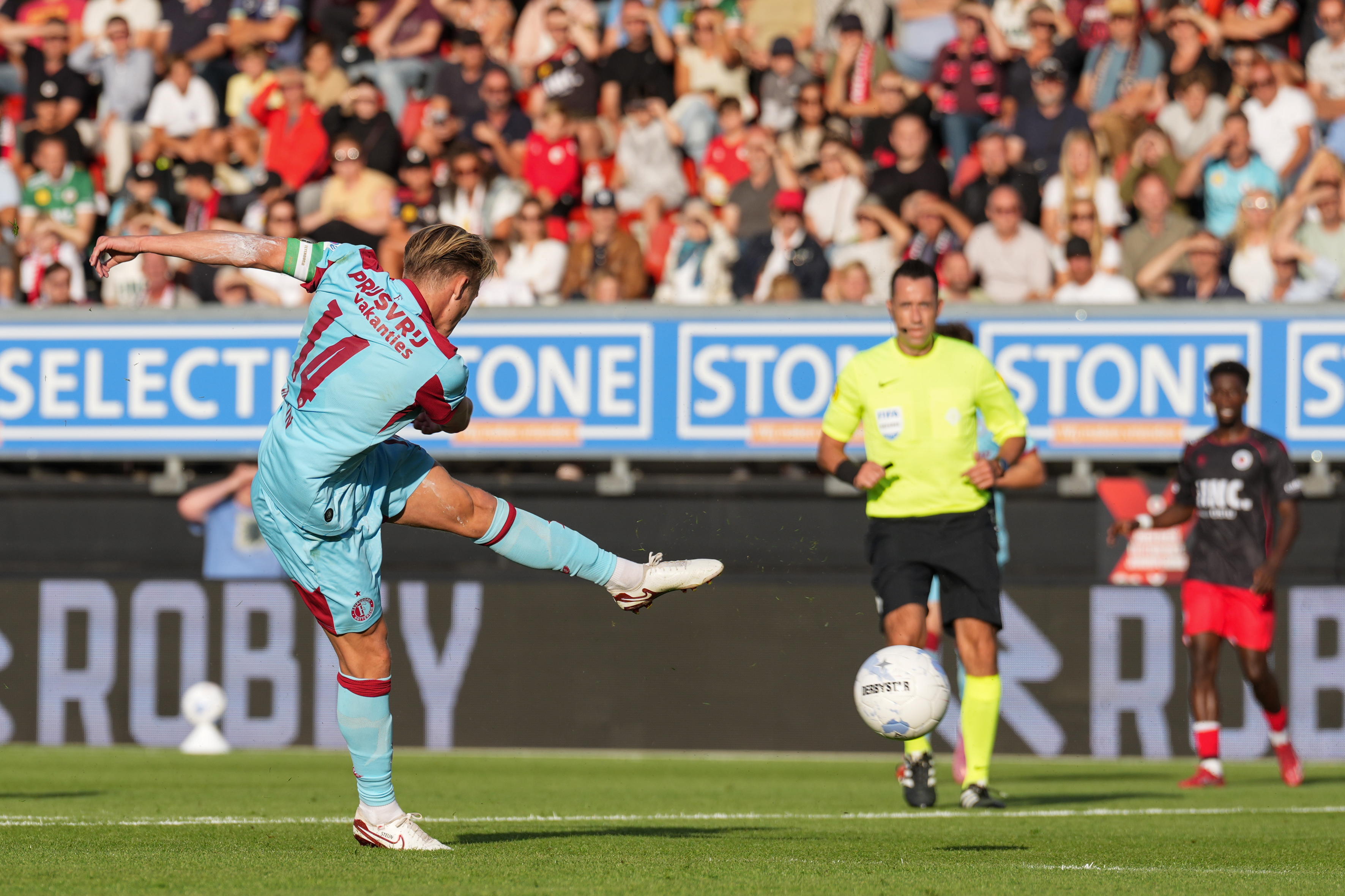 LIVE • Excelsior - Feyenoord 1-2 [FT]