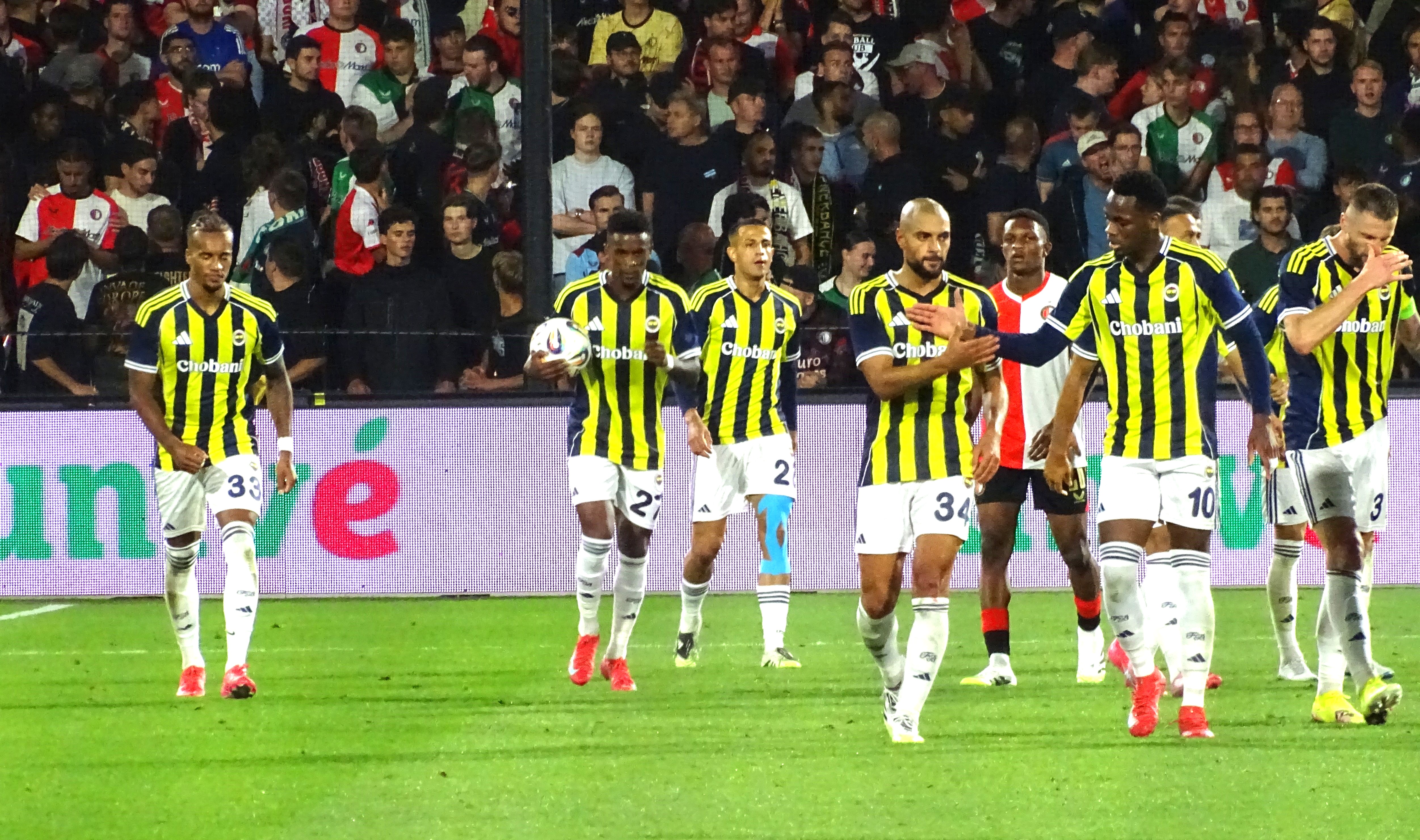 goal-1-1-sofyan-amrabat-jim-breeman-sports-photography