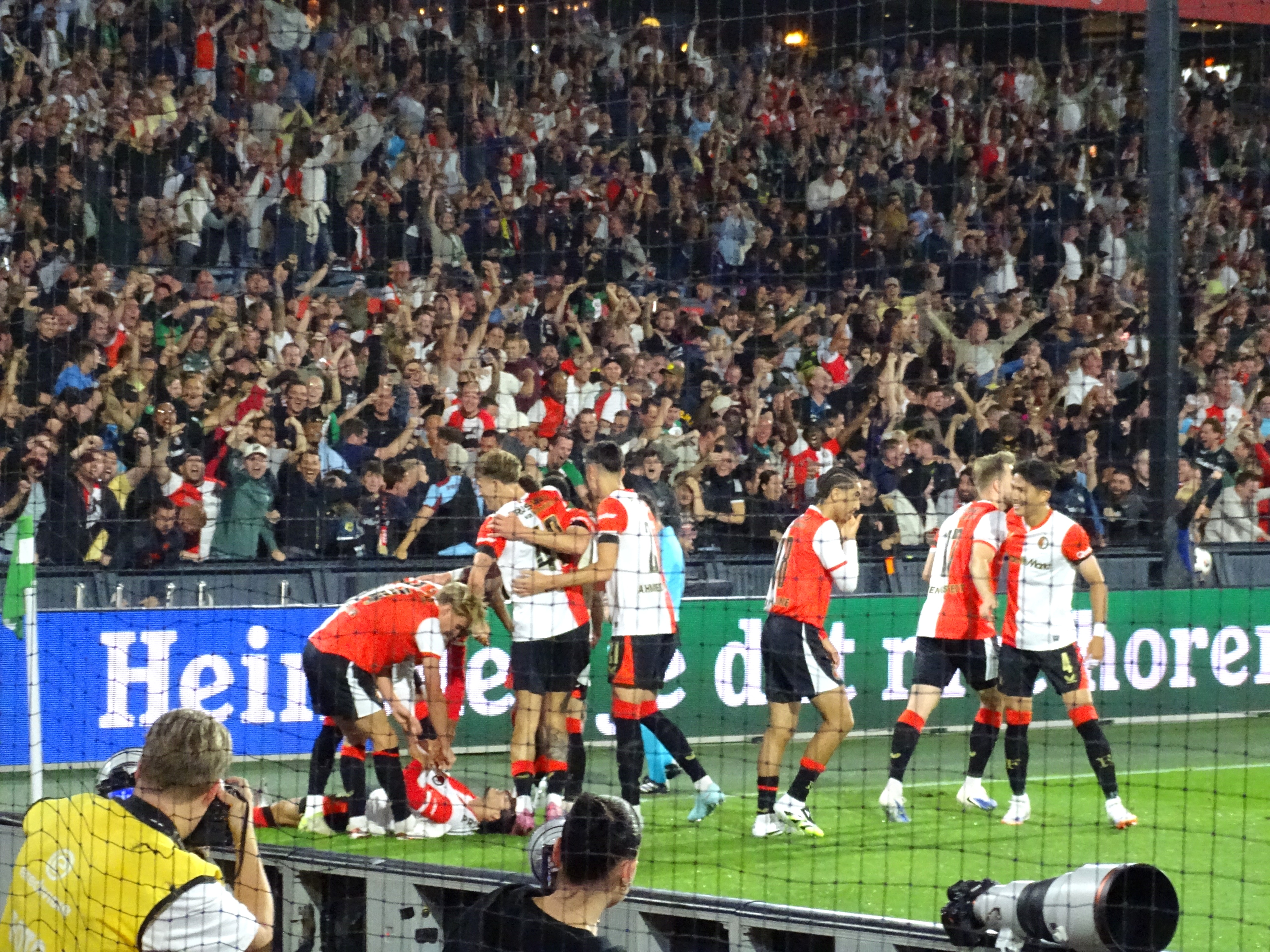 goal-celebrating-anis-hadj-moussa-jim-breeman-sports-photography