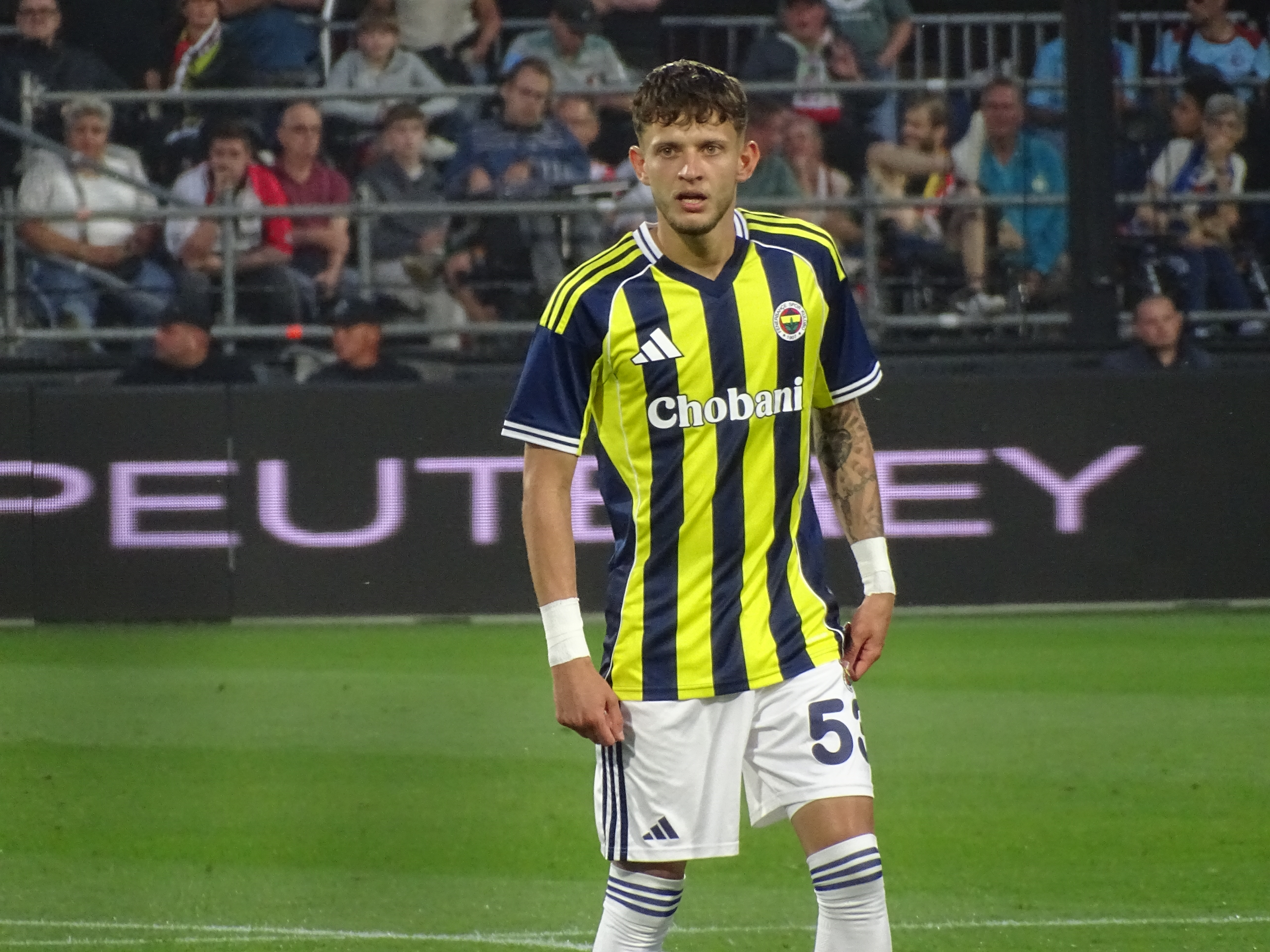 sebastian-szymanski-of-fenerbache-jim-breeman-sports-photography-2