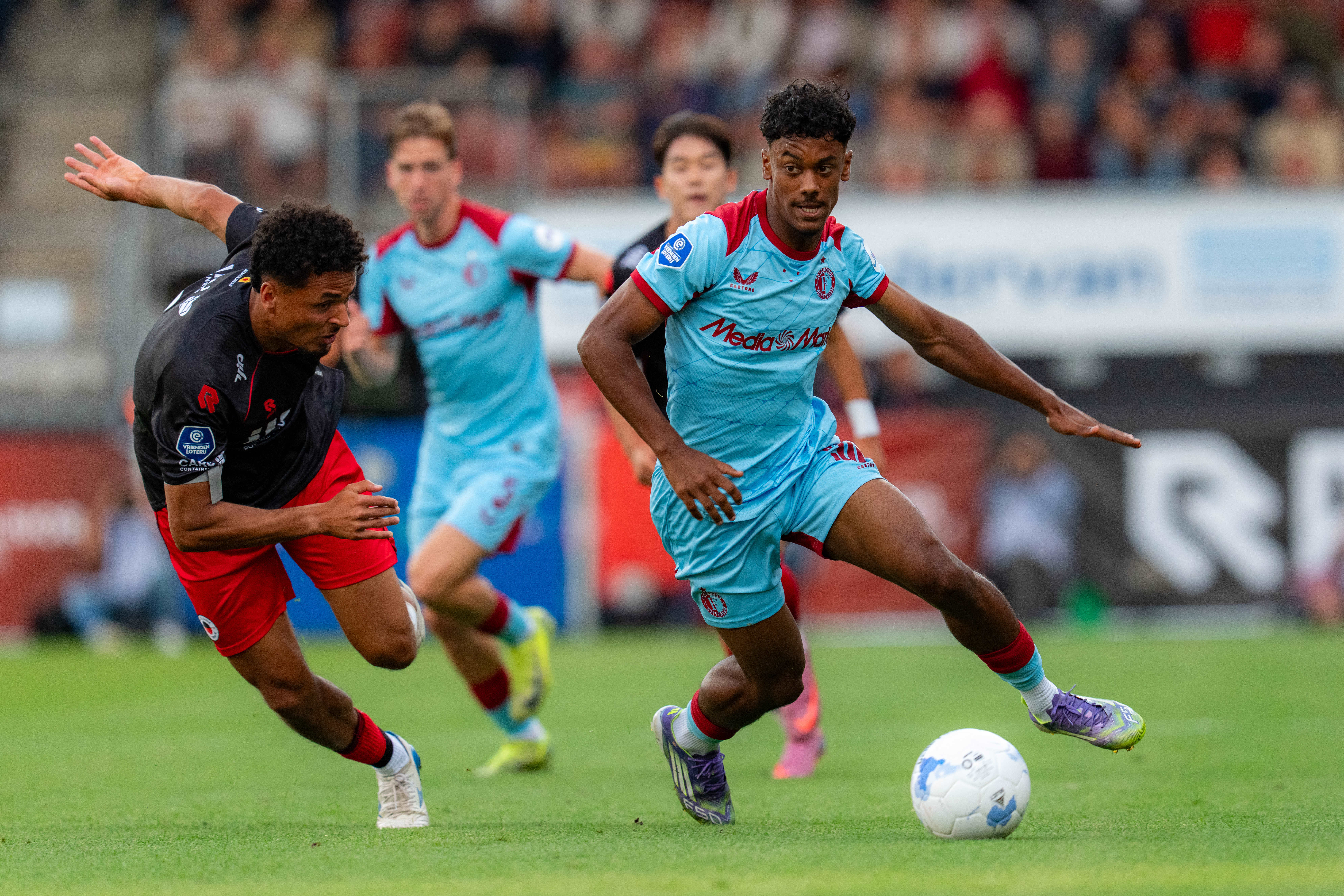 Slory: "Ik zit al twaalf jaar bij Feyenoord en dit is mijn droom"