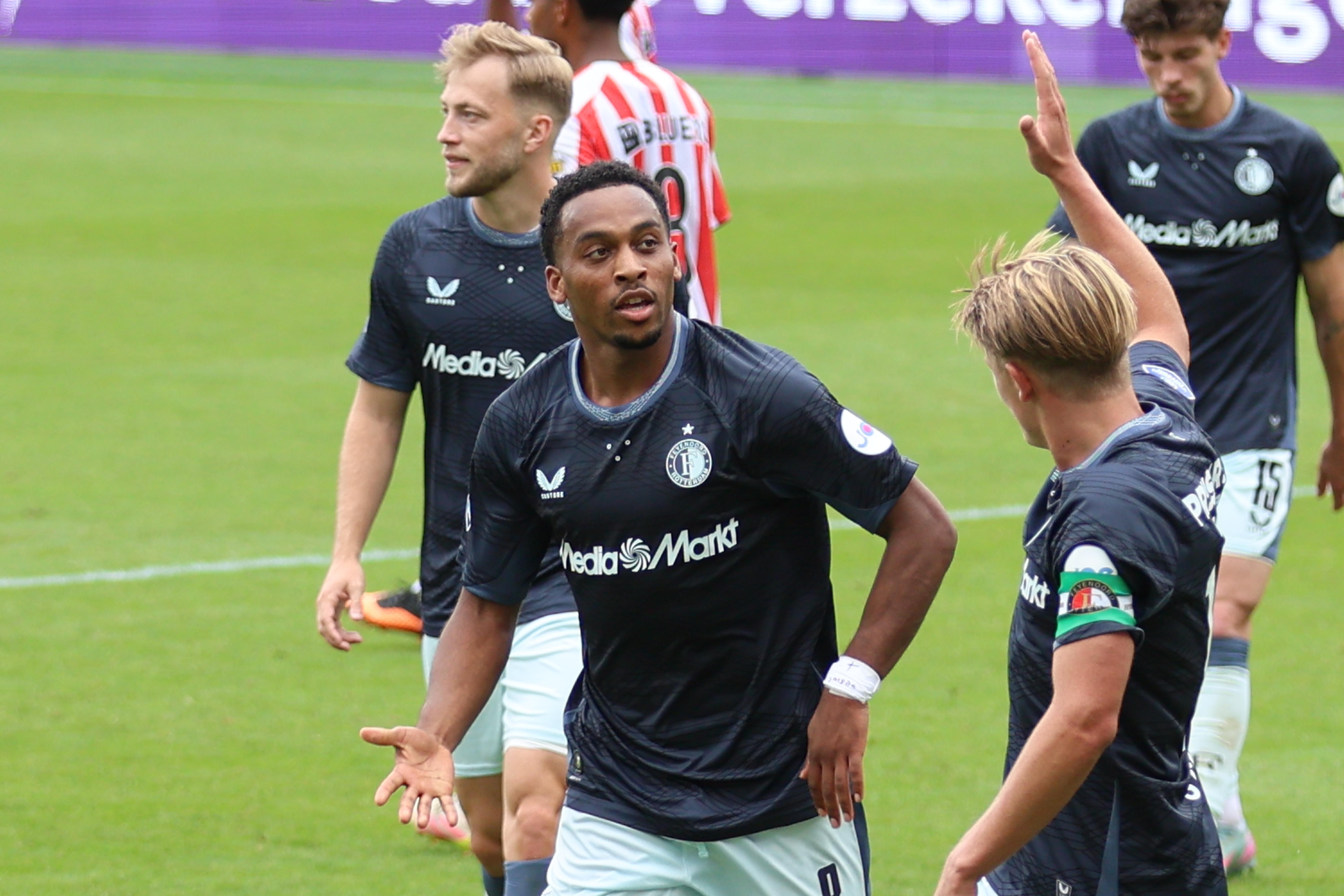 Van dubbele naar dunne bezetting op het middenveld