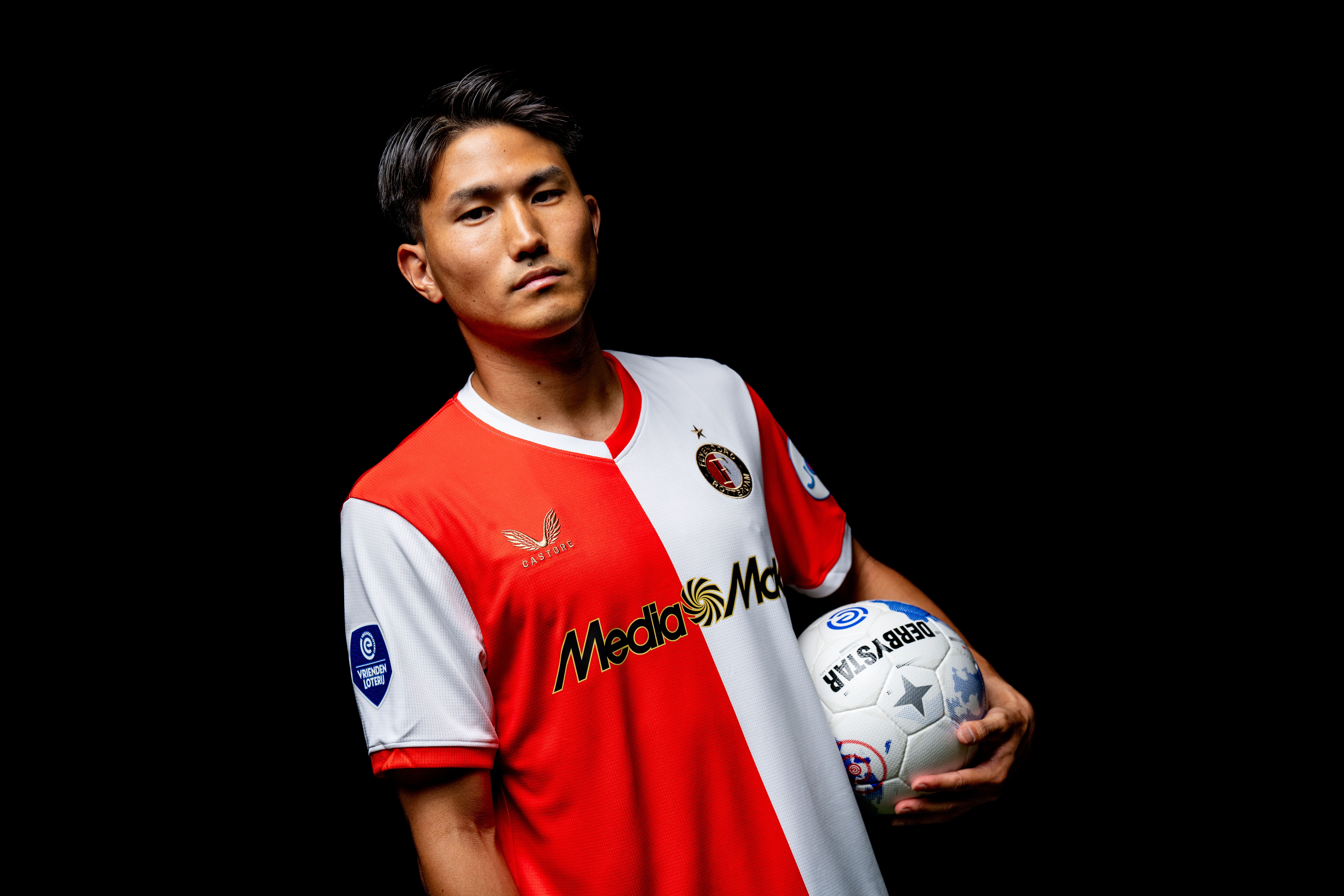 Watanabe en Diarra speelgerechtigd voor Feyenoord