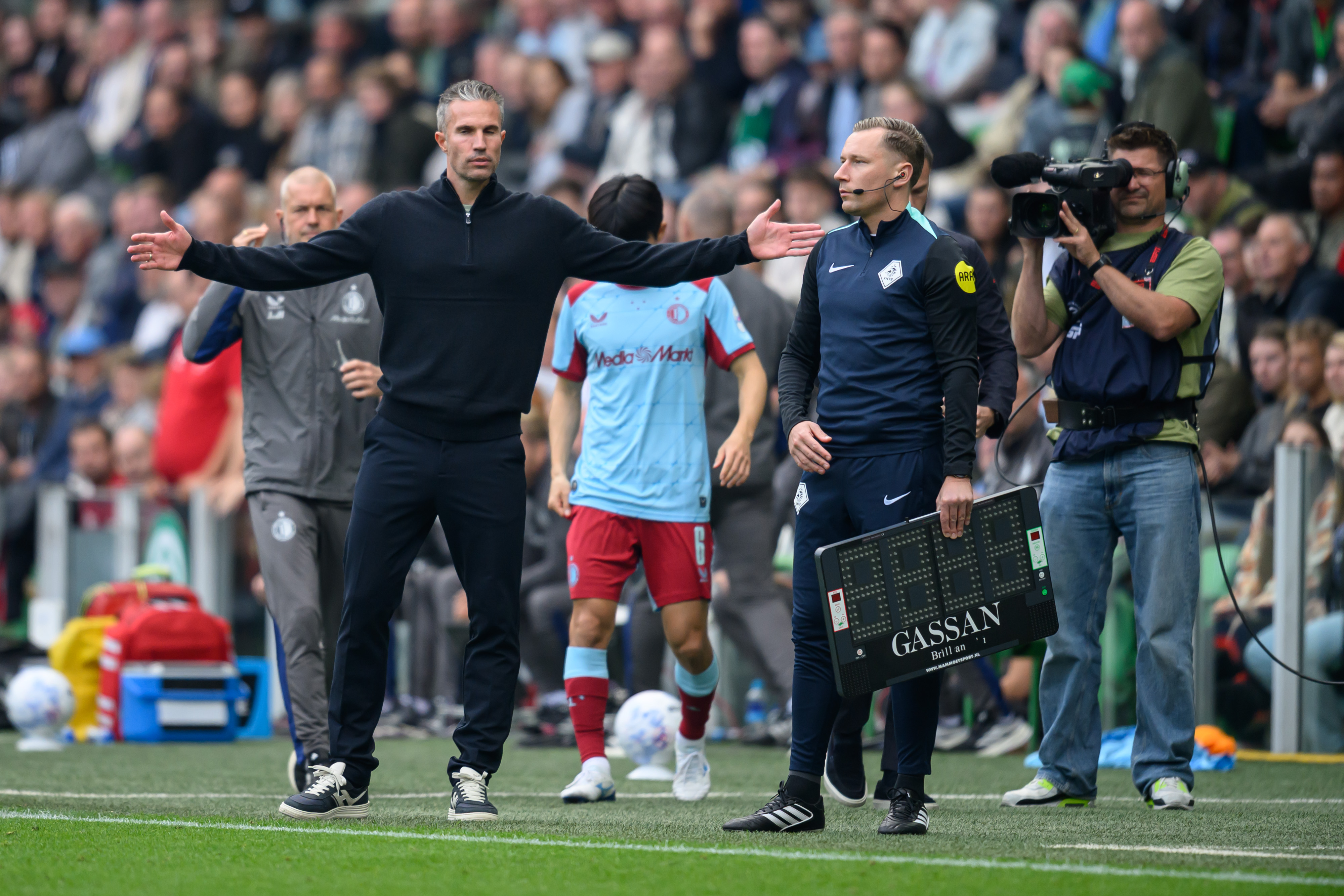 FC Groningen schendt 'gentleman's agreement': "Ongeacht de tijd of de stand: dat hoort gewoon"