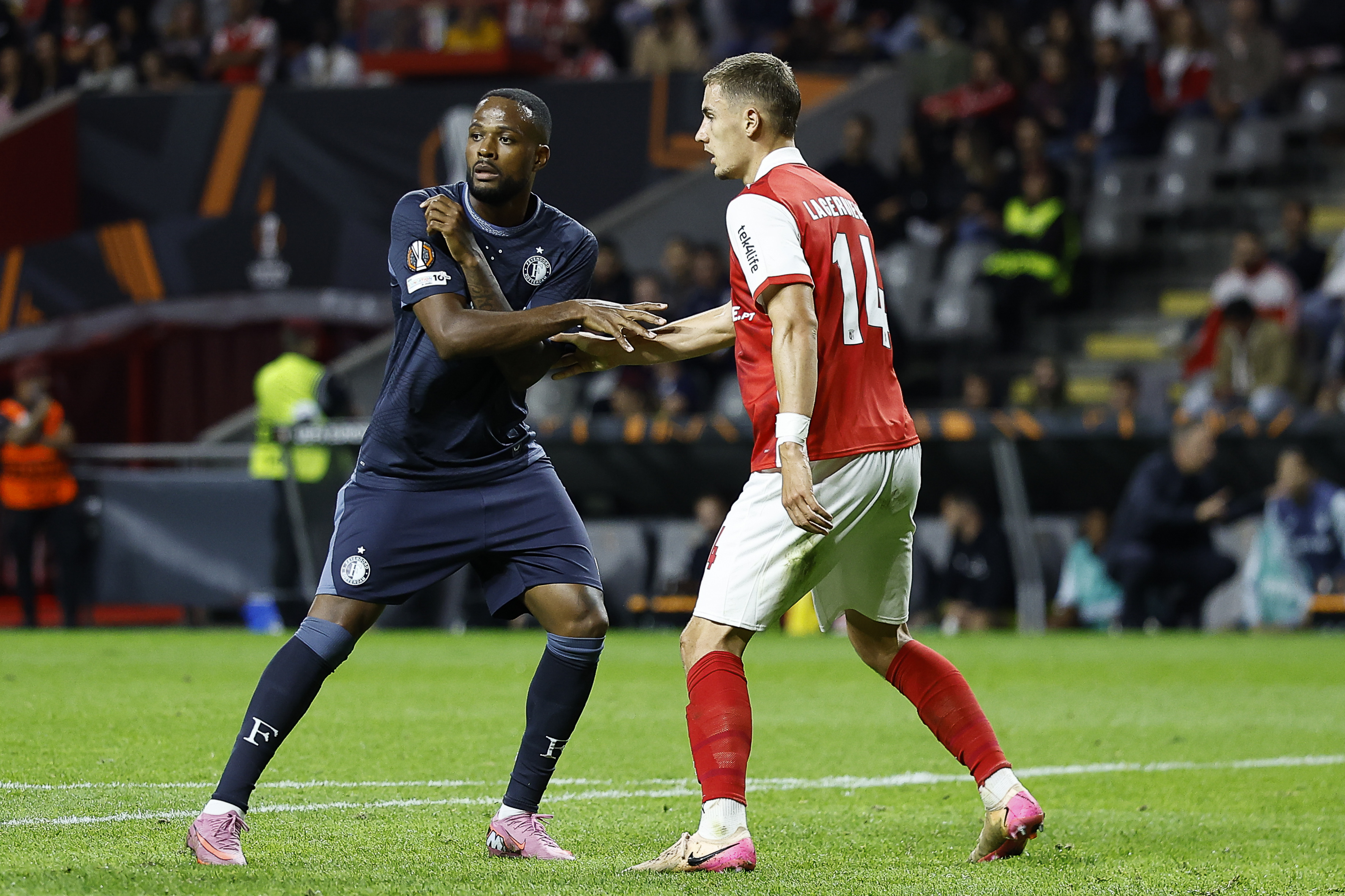 Larin wil doorgroeien: “Ik voelde me al een stuk beter”