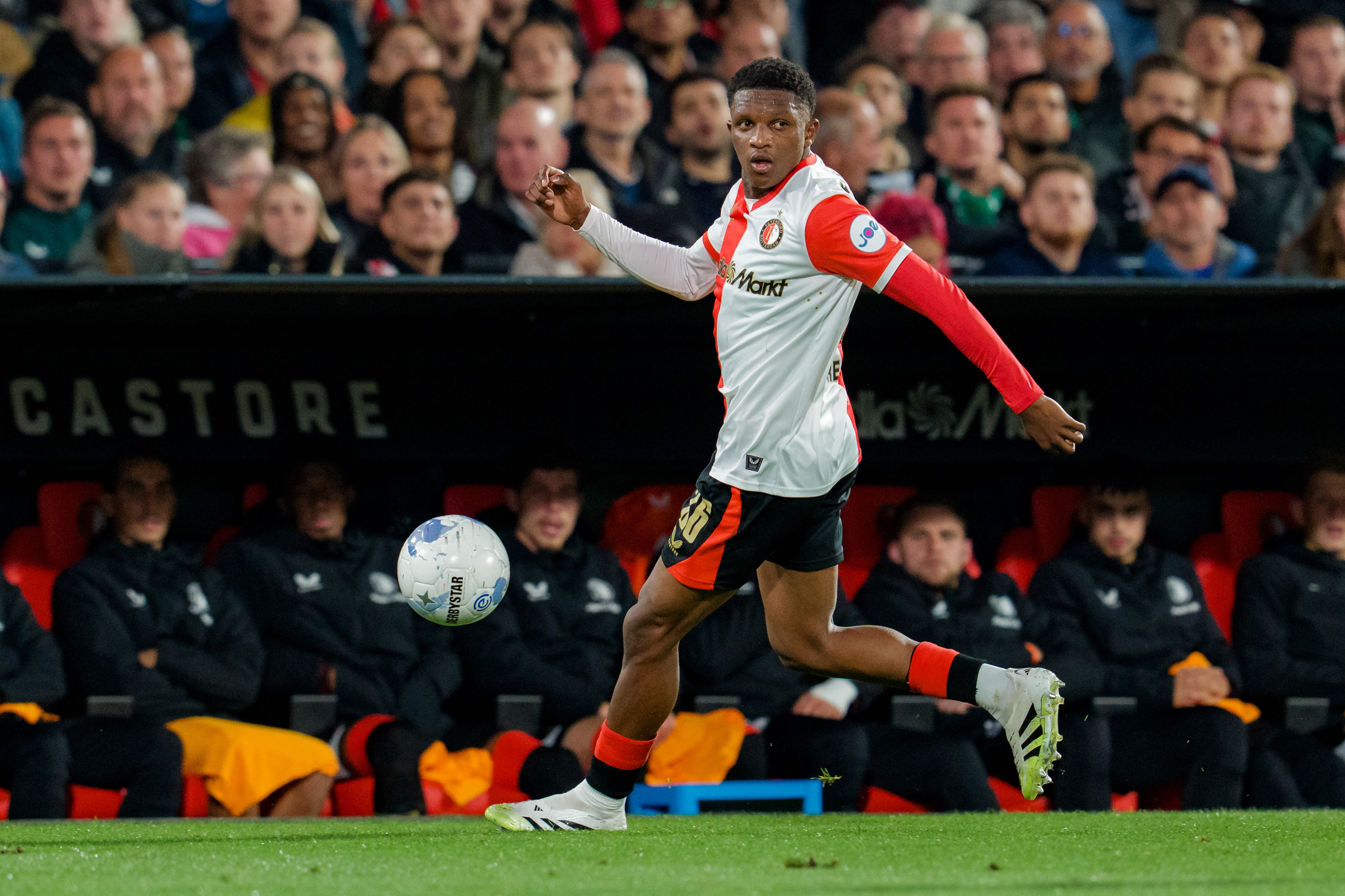 'Bayern München toont belangstelling voor Givairo Read'