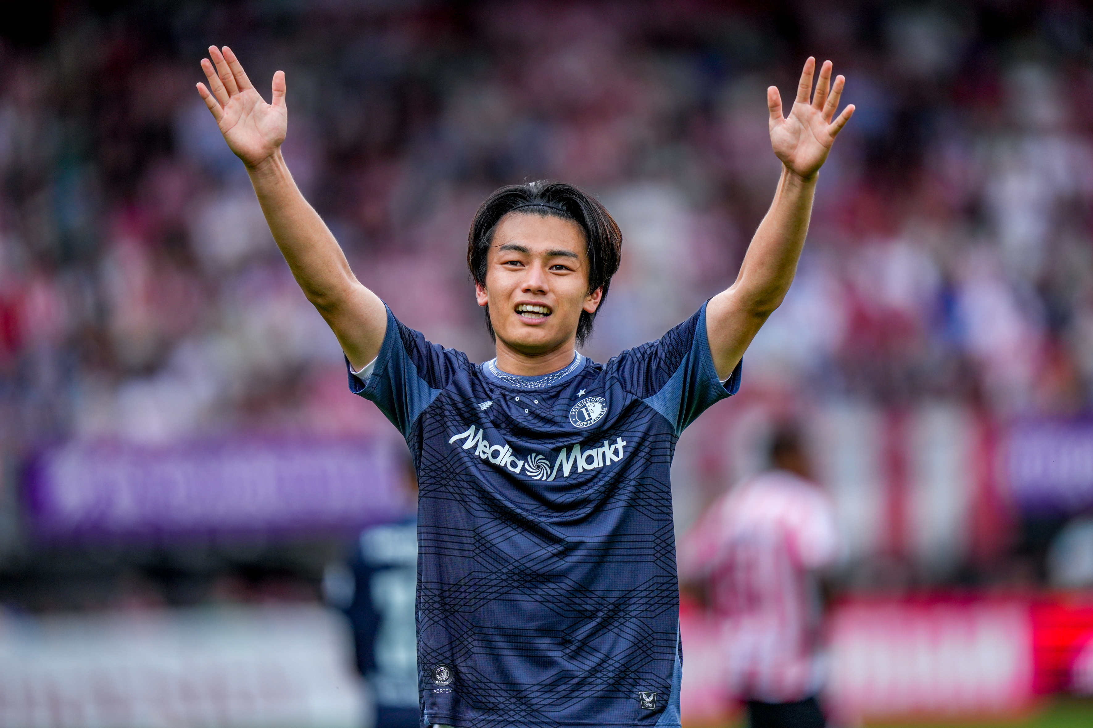 Stelling van de Week • Ayase Ueda is hét bewijs dat spelers tijd en vertrouwen verdienen