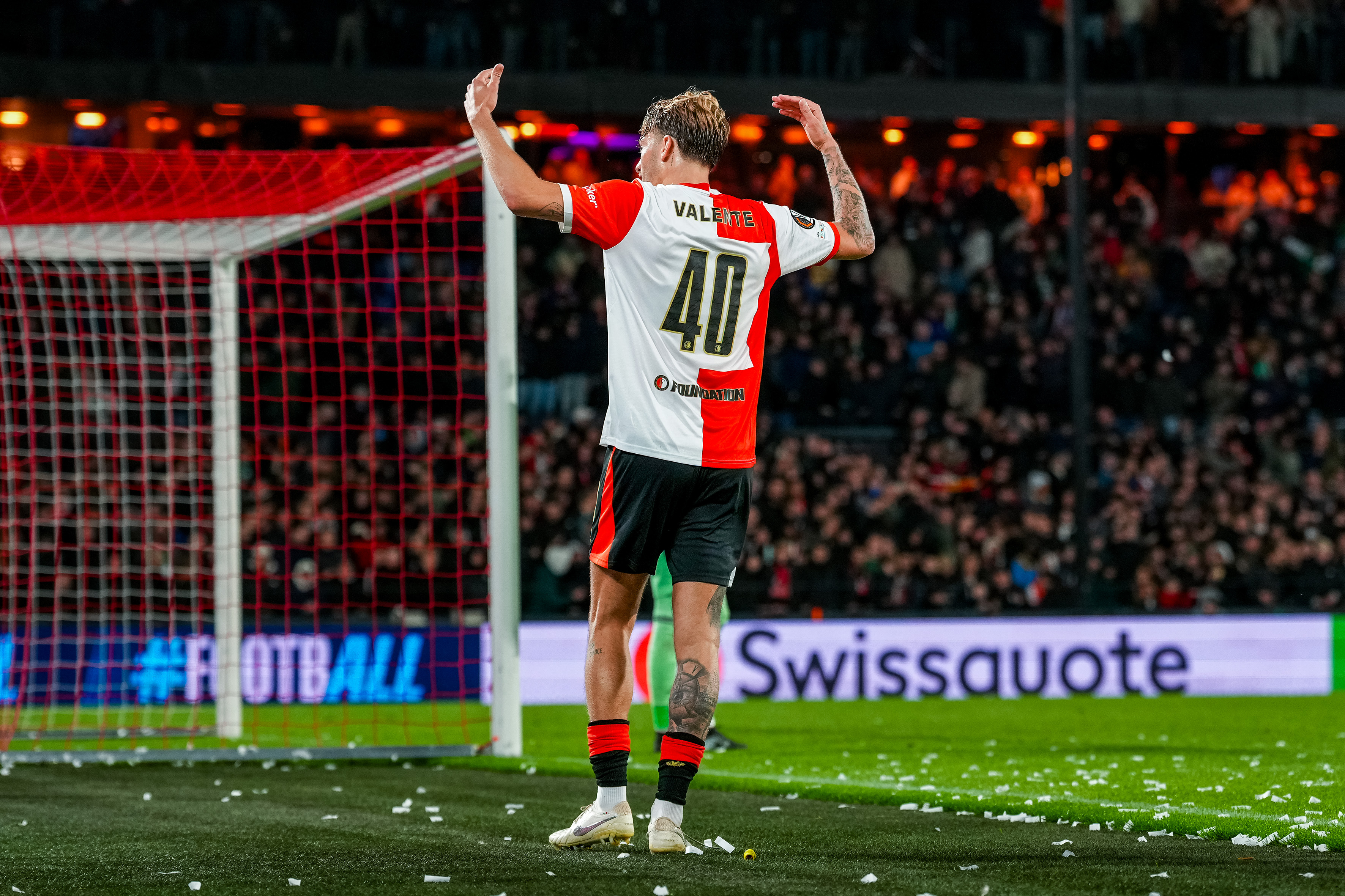 Cijfers • Valente laat Legioen genieten bij pover Feyenoord