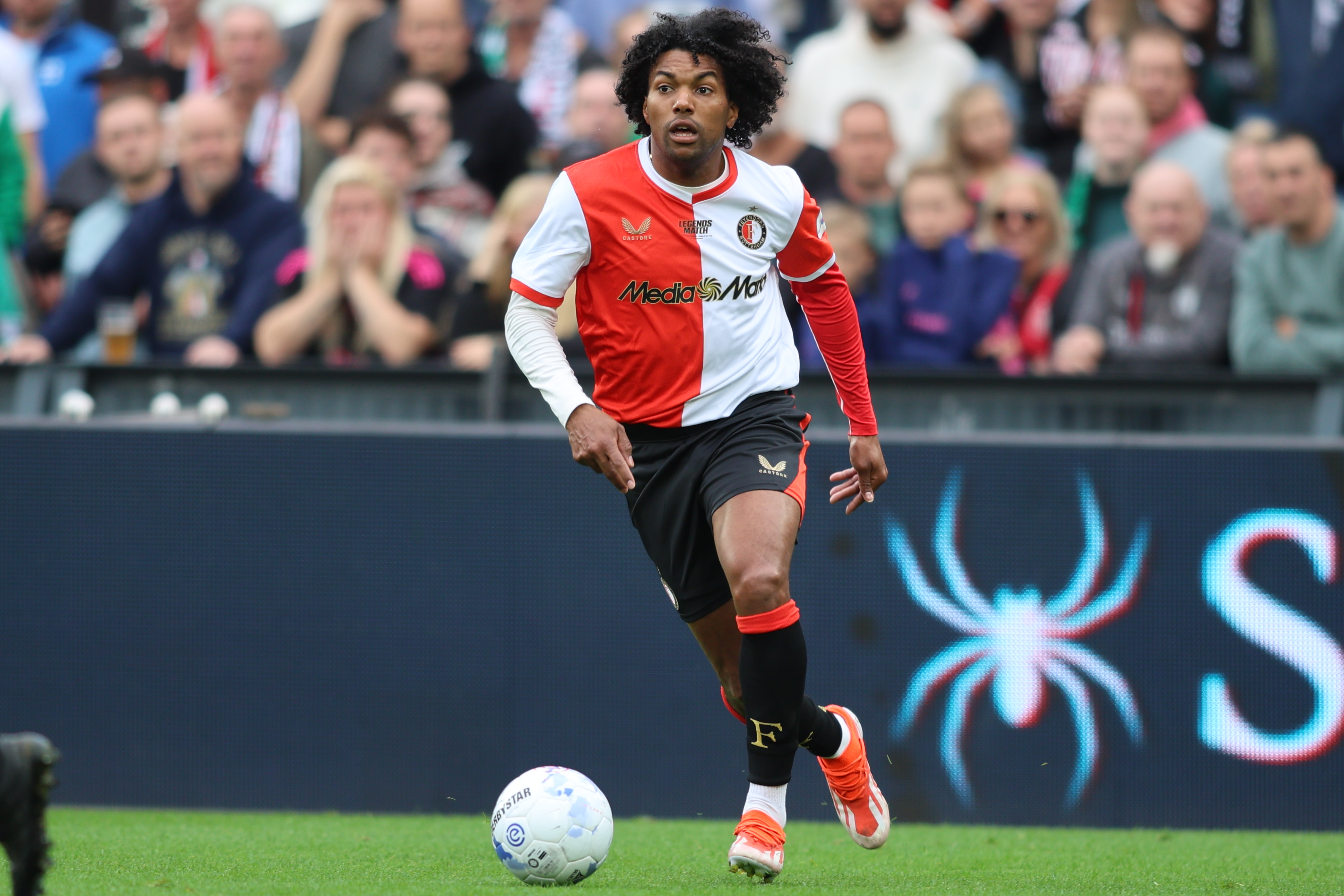 feyenoord-legends-vs-celtic-legends-2-1-jim-breeman-sports-photography-13