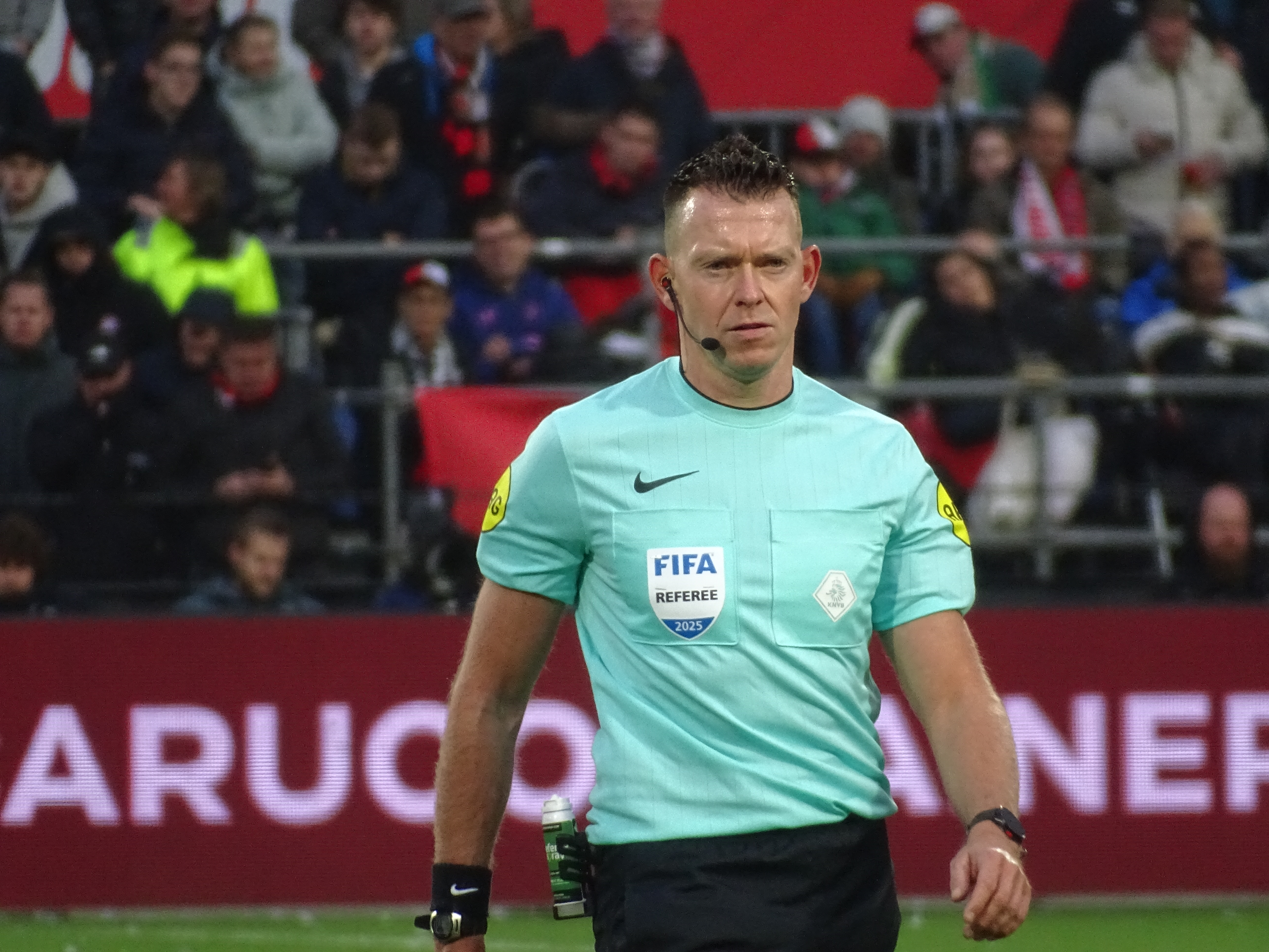 Lindhout vervangt Nijhuis door blessure bij PSV - Feyenoord