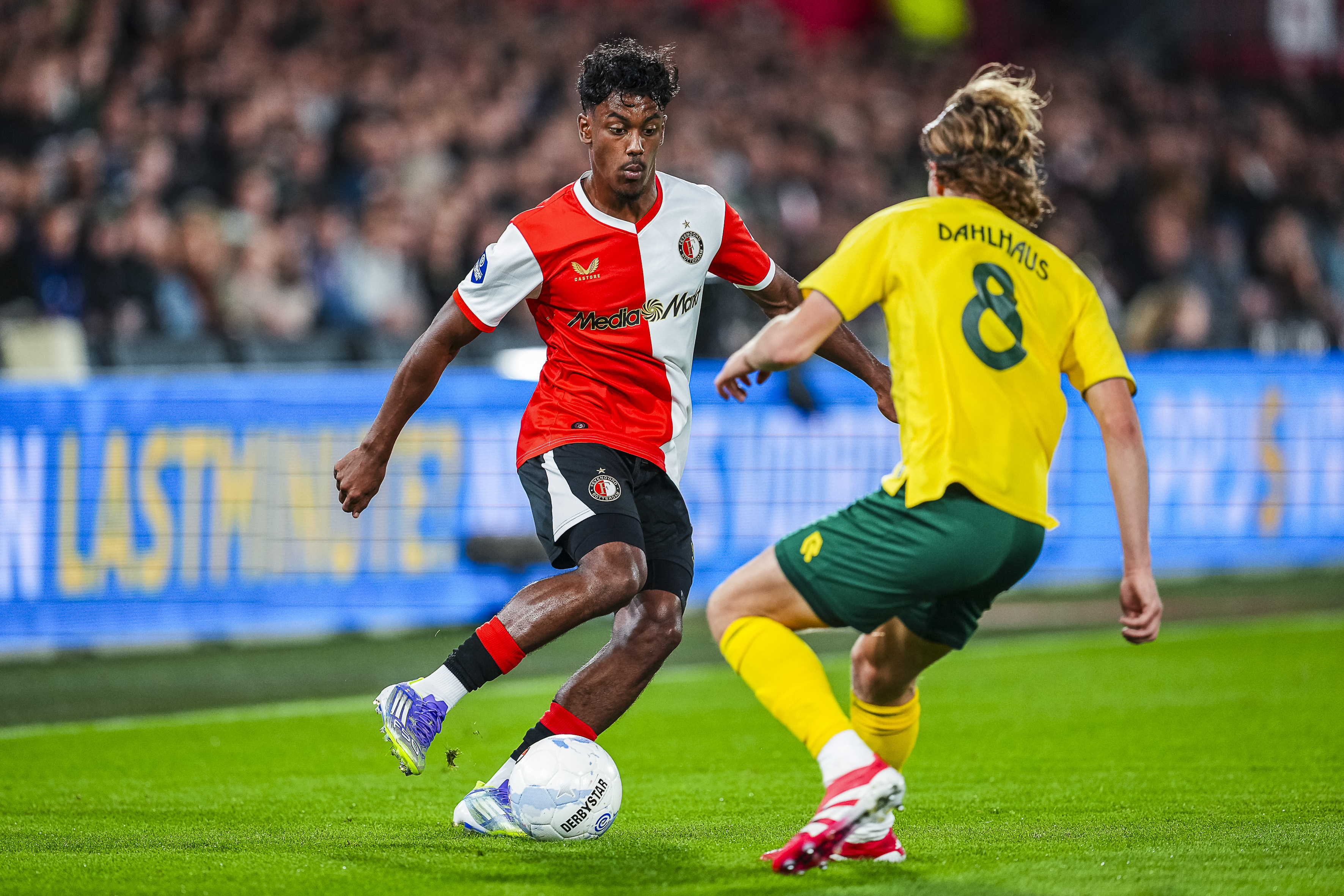 Boel over Slory: “Hij en zijn management zagen het zitten, maar Van Persie ging ervoor liggen”