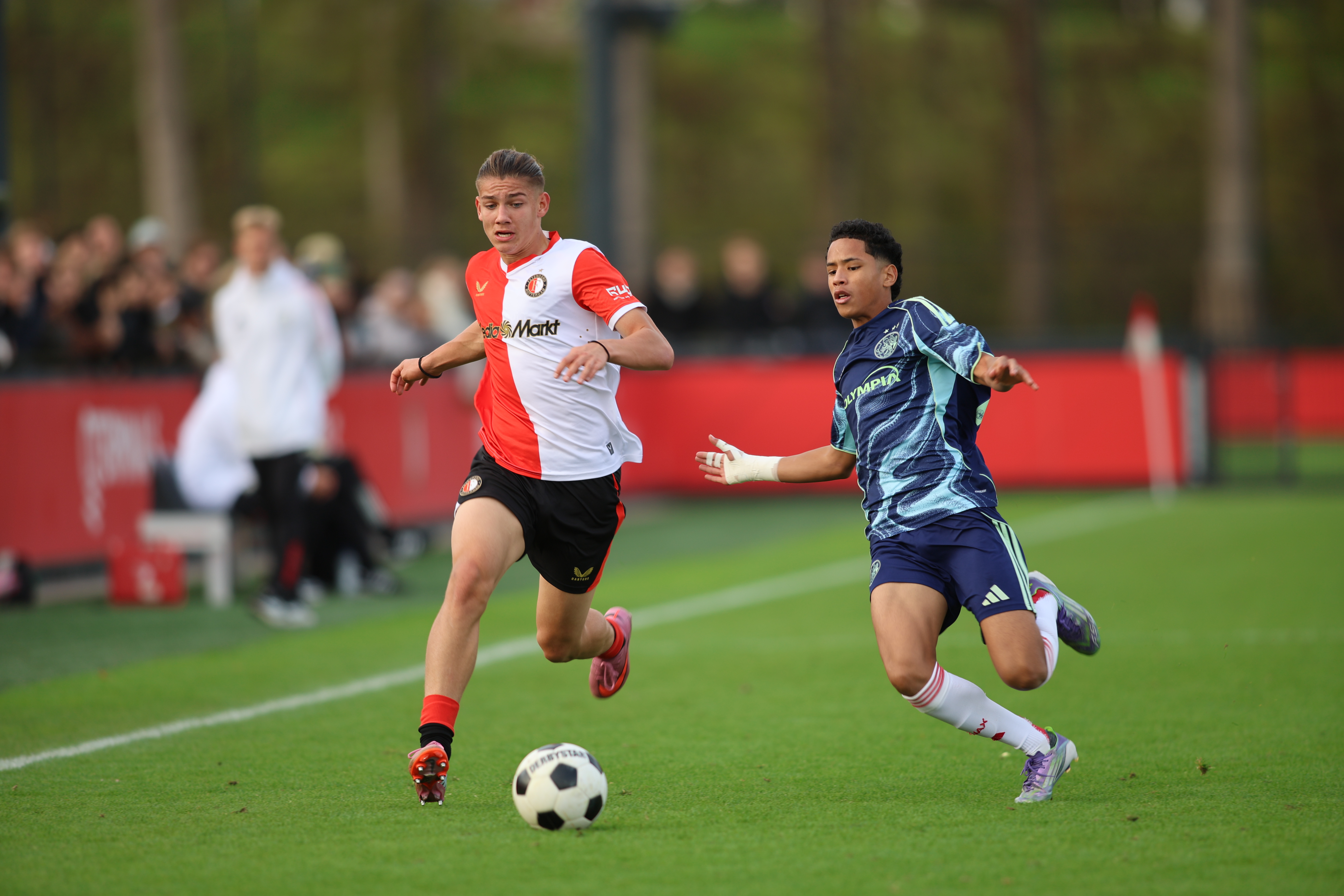 Foto's Feyenoord O16 - Ajax O16 (2-2)