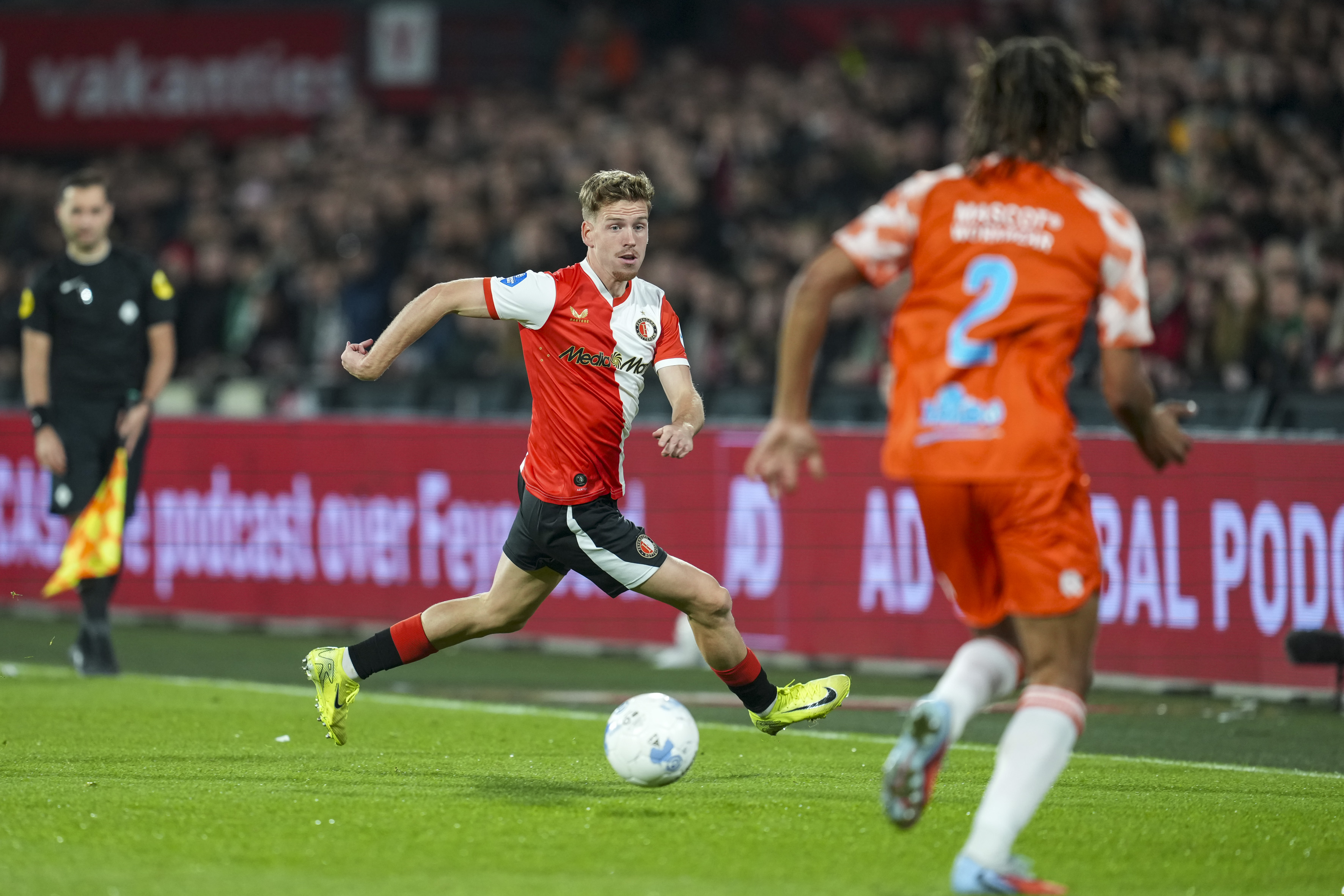 Smal kritisch na zege op Volendam: "Moeten eerder die wedstrijd doodmaken"