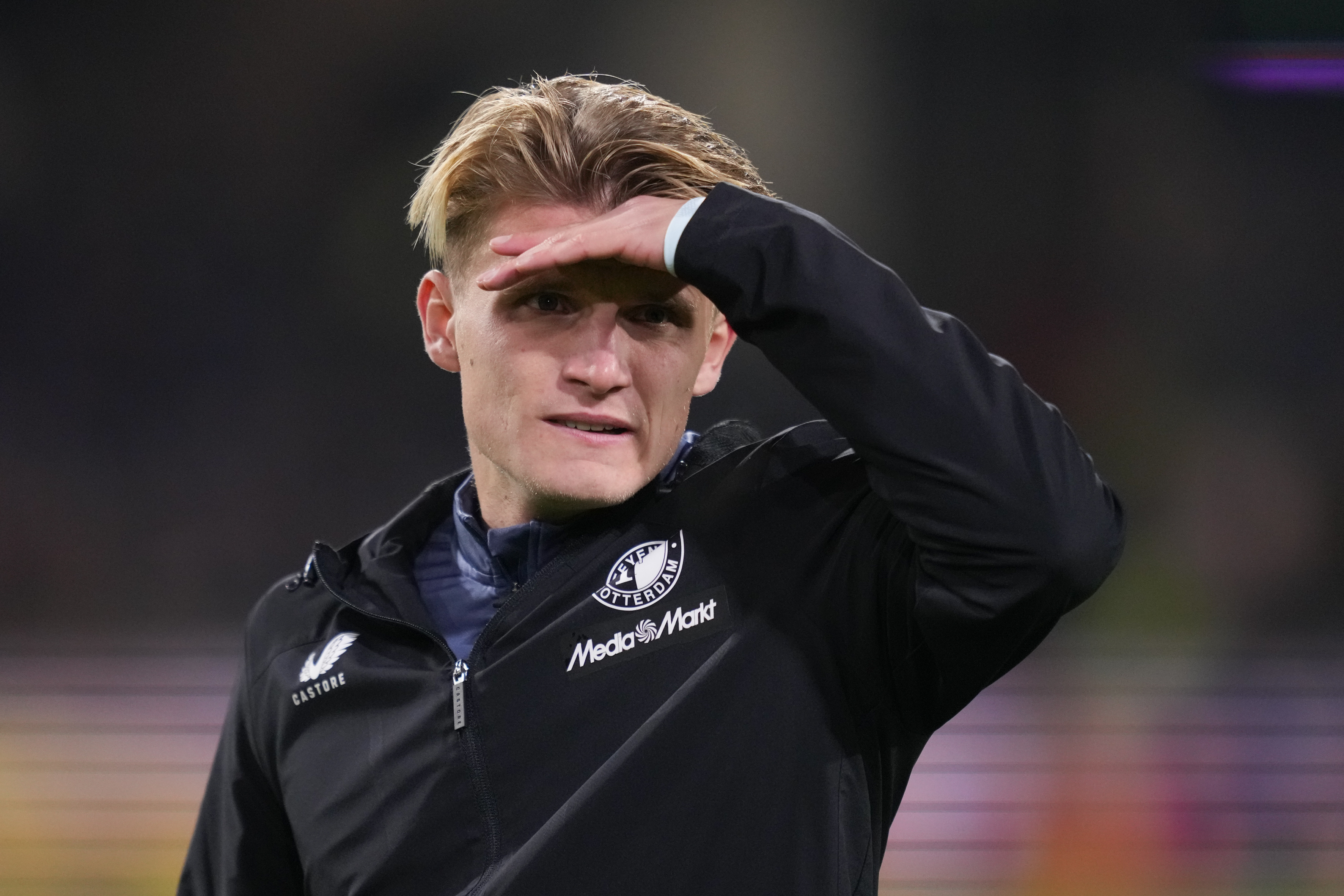 Steijn maakt zich geen zorgen na nederlaag: "Binnen Feyenoord ook niemand"