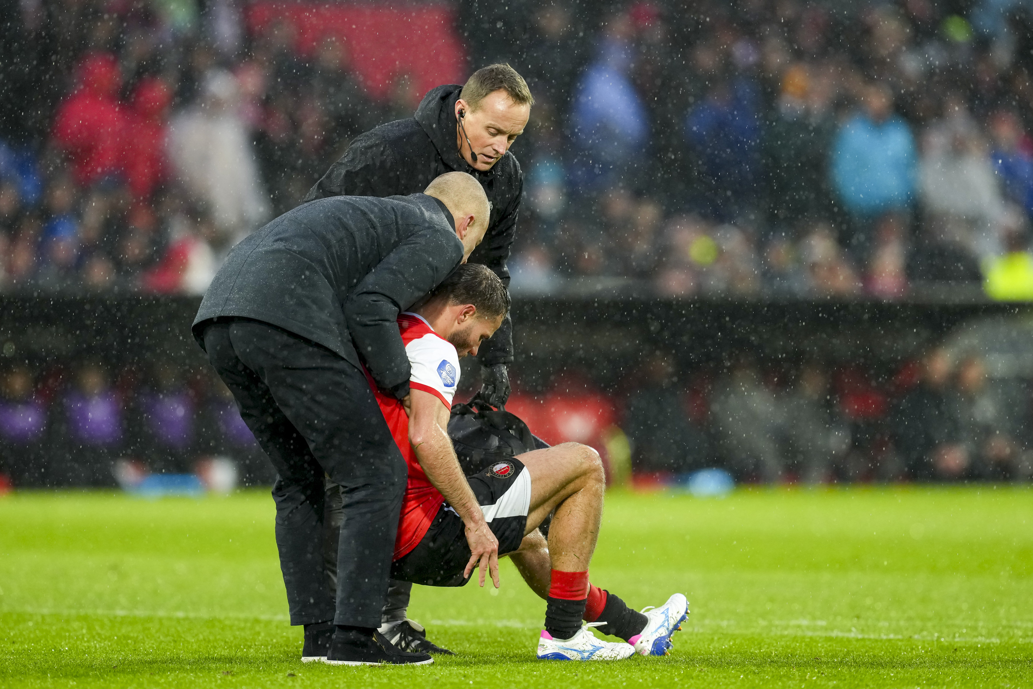 Stelling van de Week • Er gaat op medisch vlak iets structureel mis bij Feyenoord