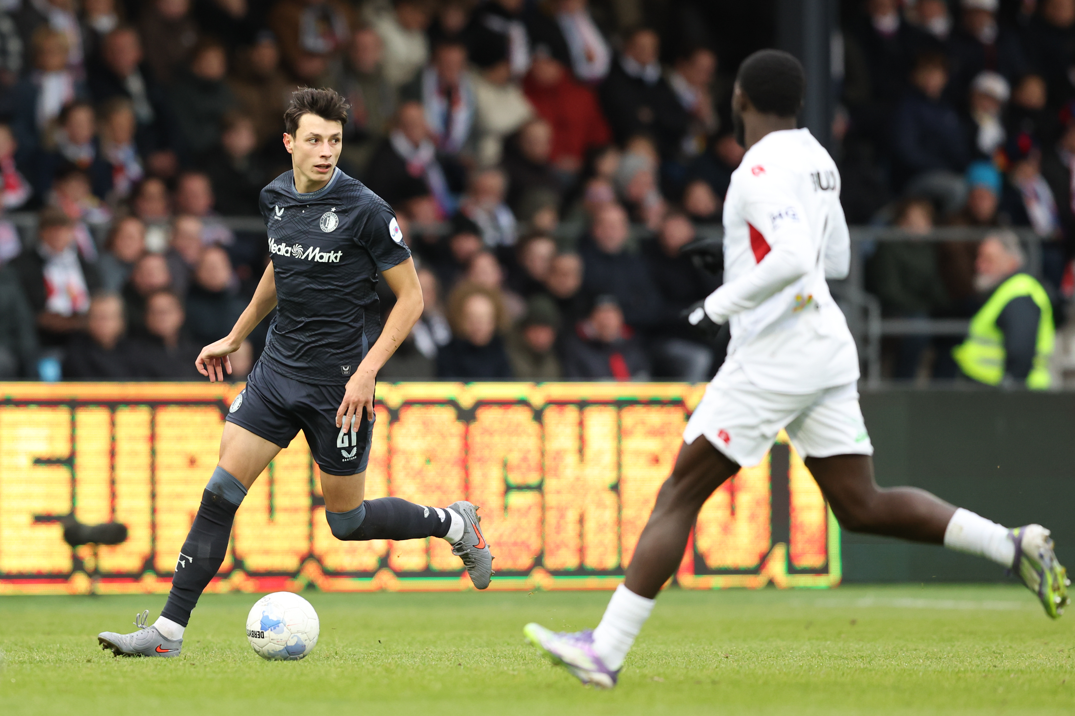 copyright-proshots-32270550