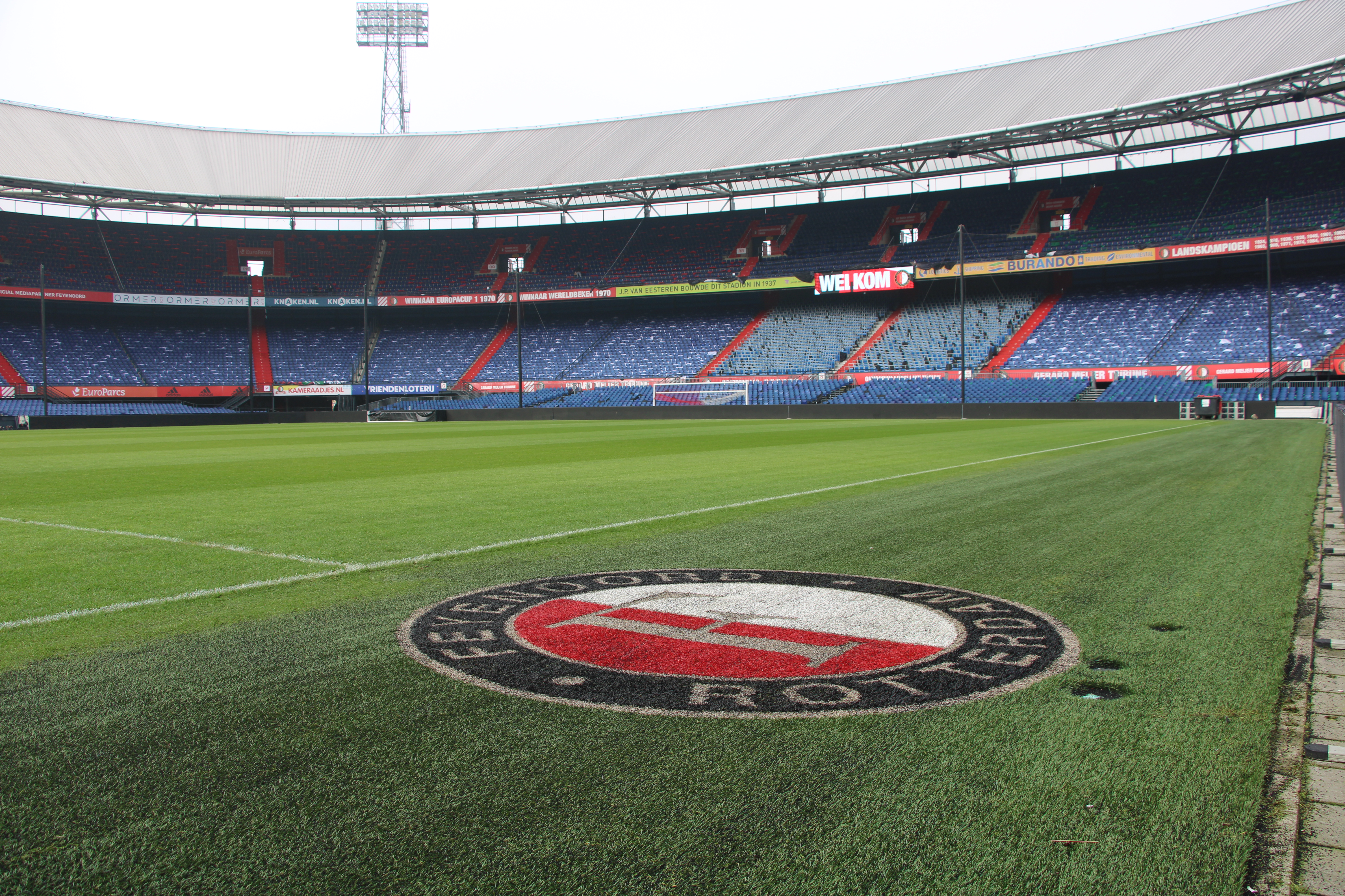 Eenwording Feyenoord en Stadion laat op zich wachten: 